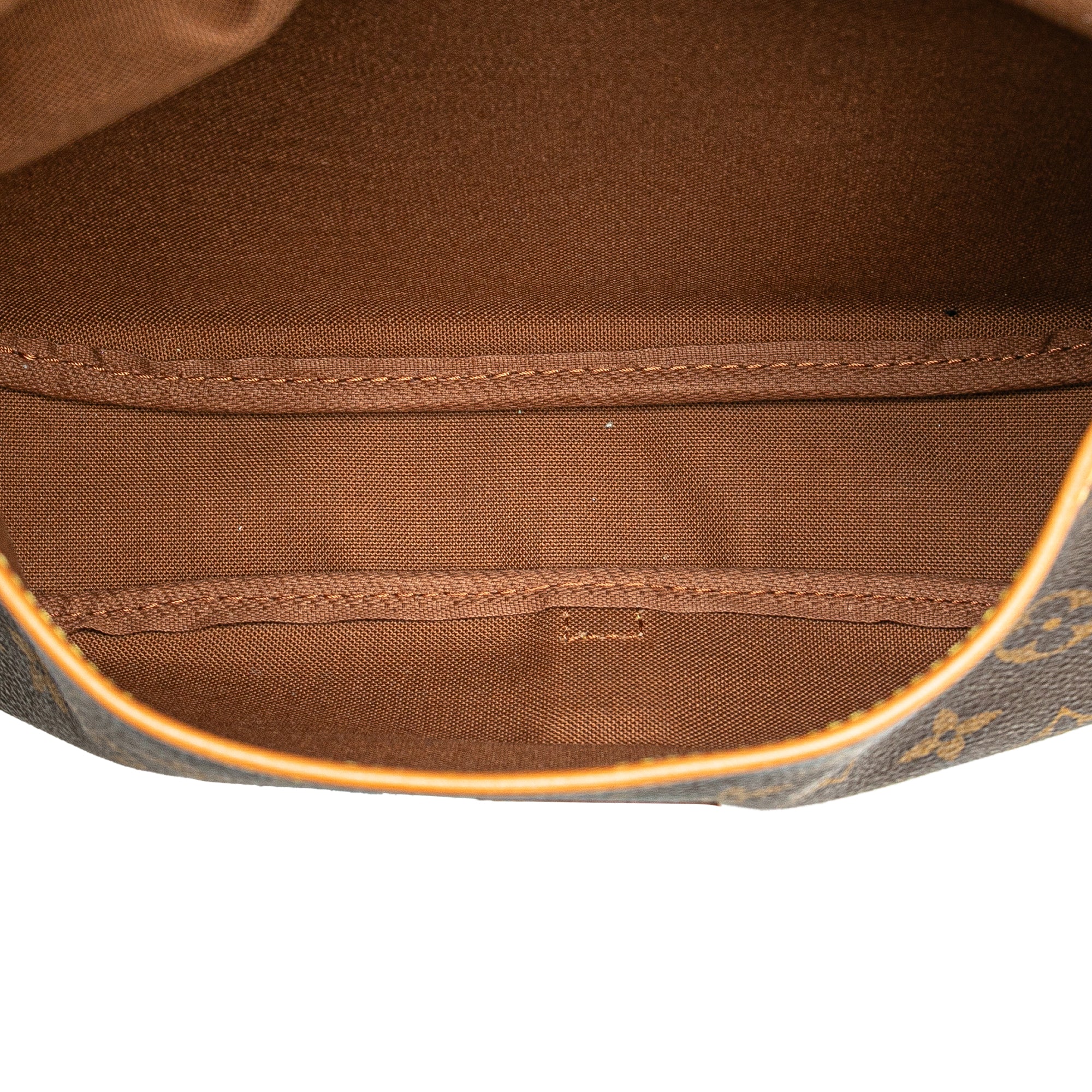 Monogram Saumur 30