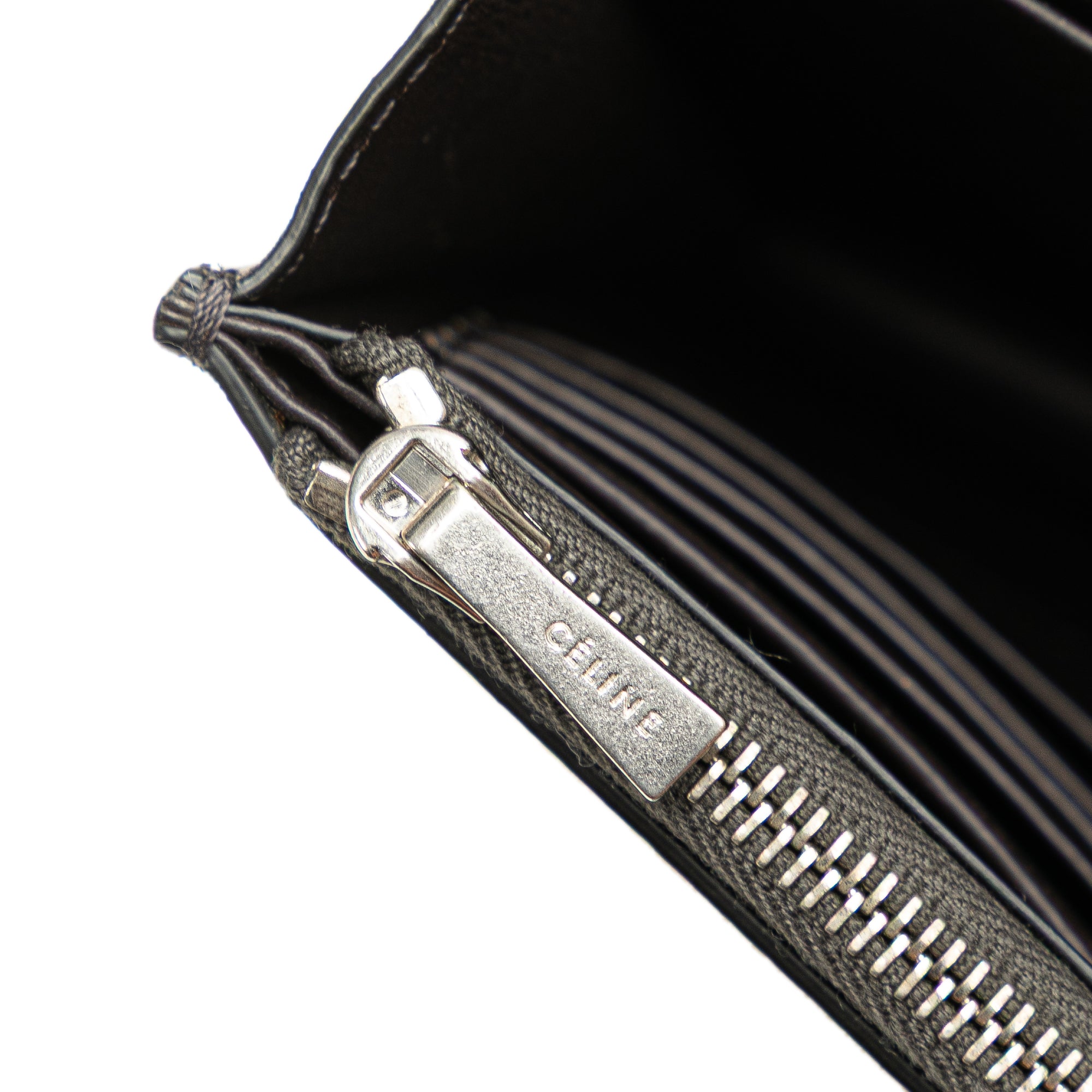 Leather Frame Wallet on Chain