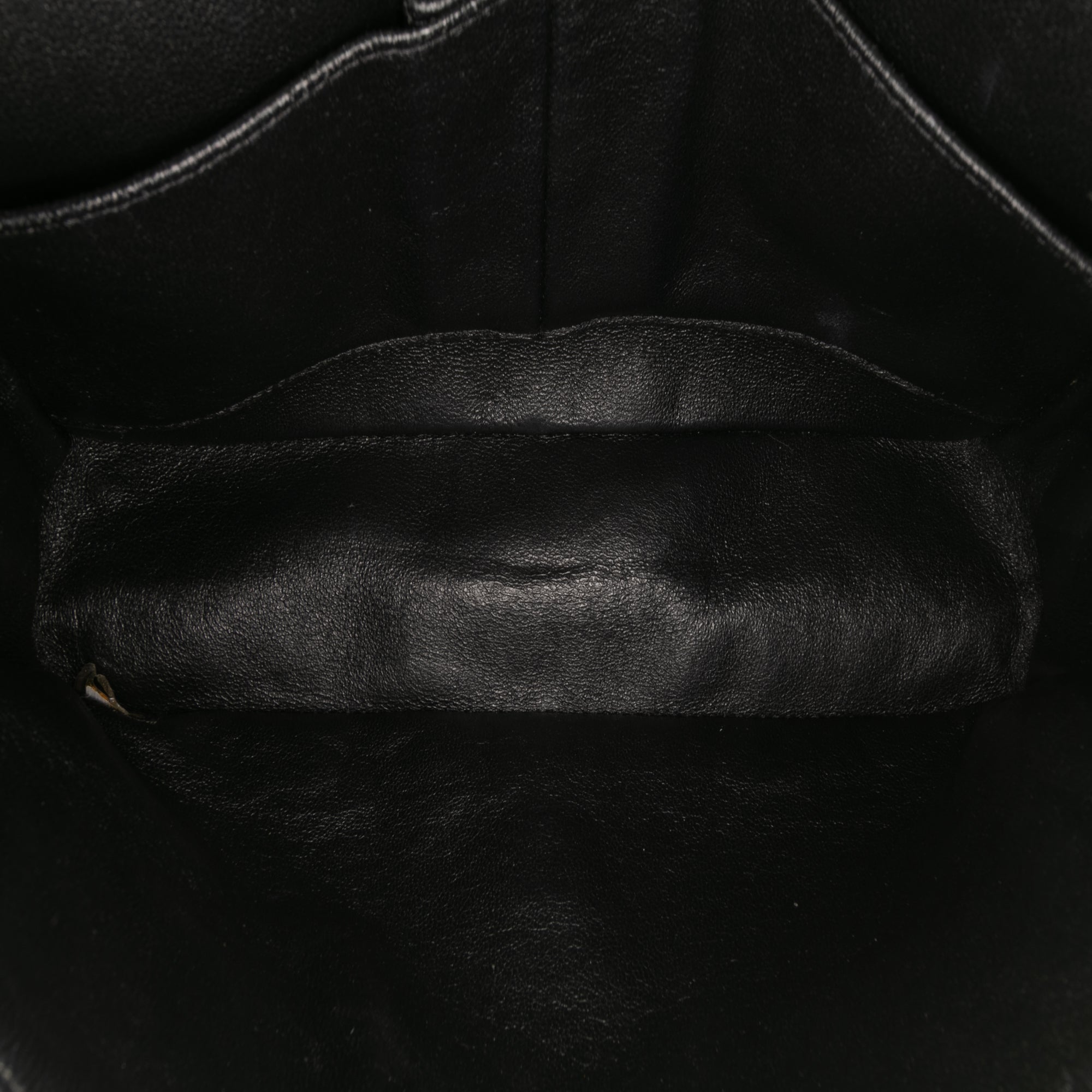 Medium Classic Patent Double Flap