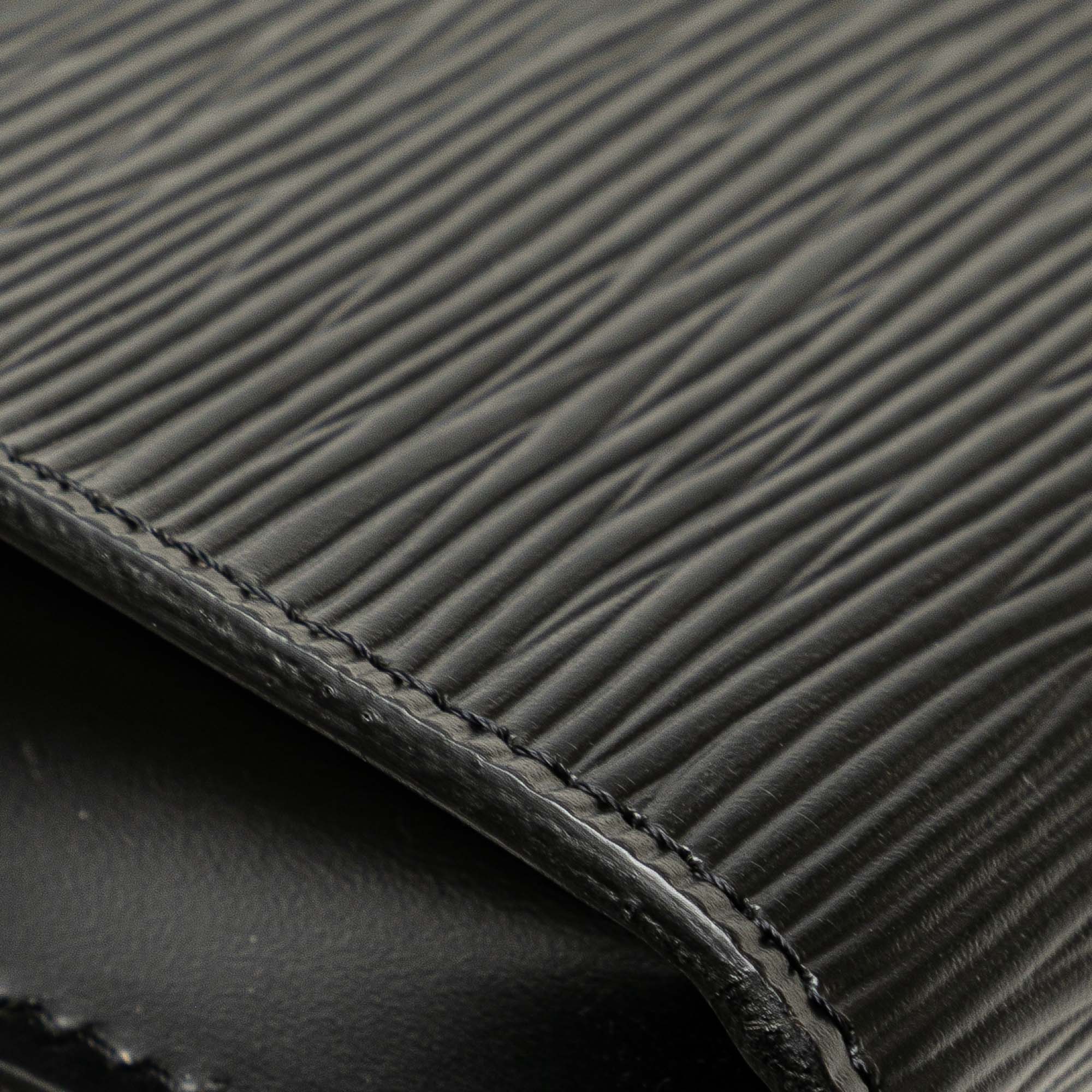 Epi Pochette Accessoires