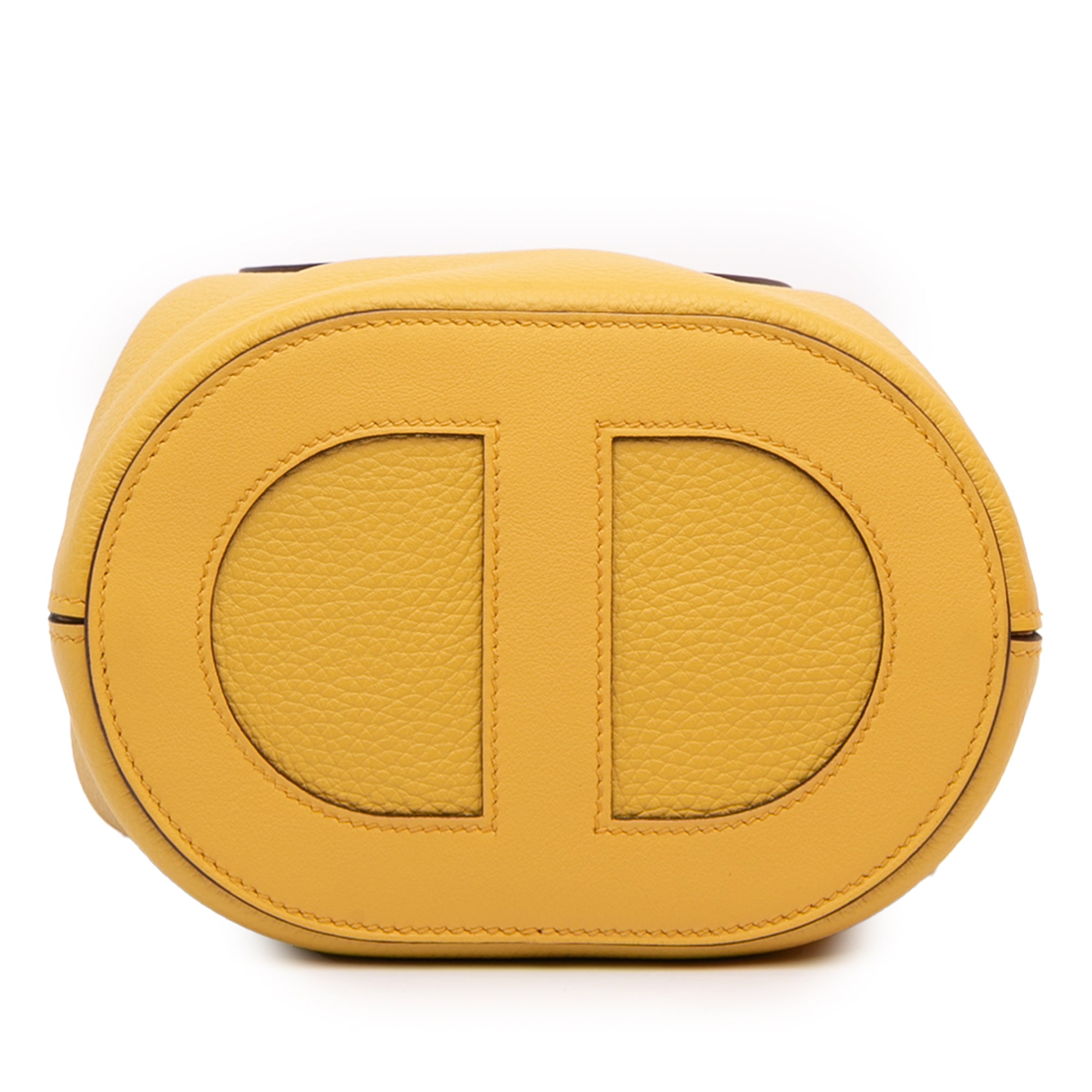 Clemence and Swift In The Loop 18