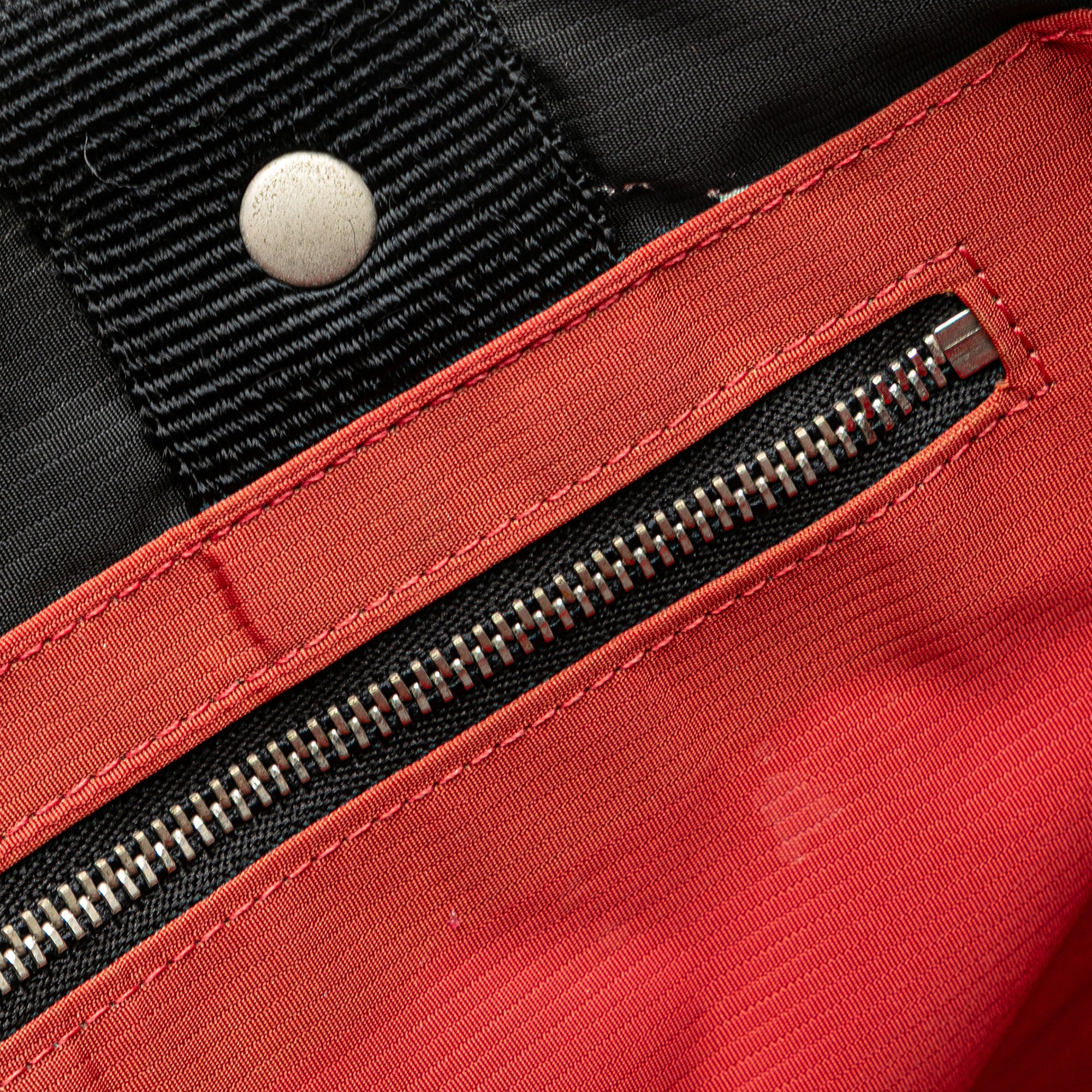 Old Travel Line Nylon Tote