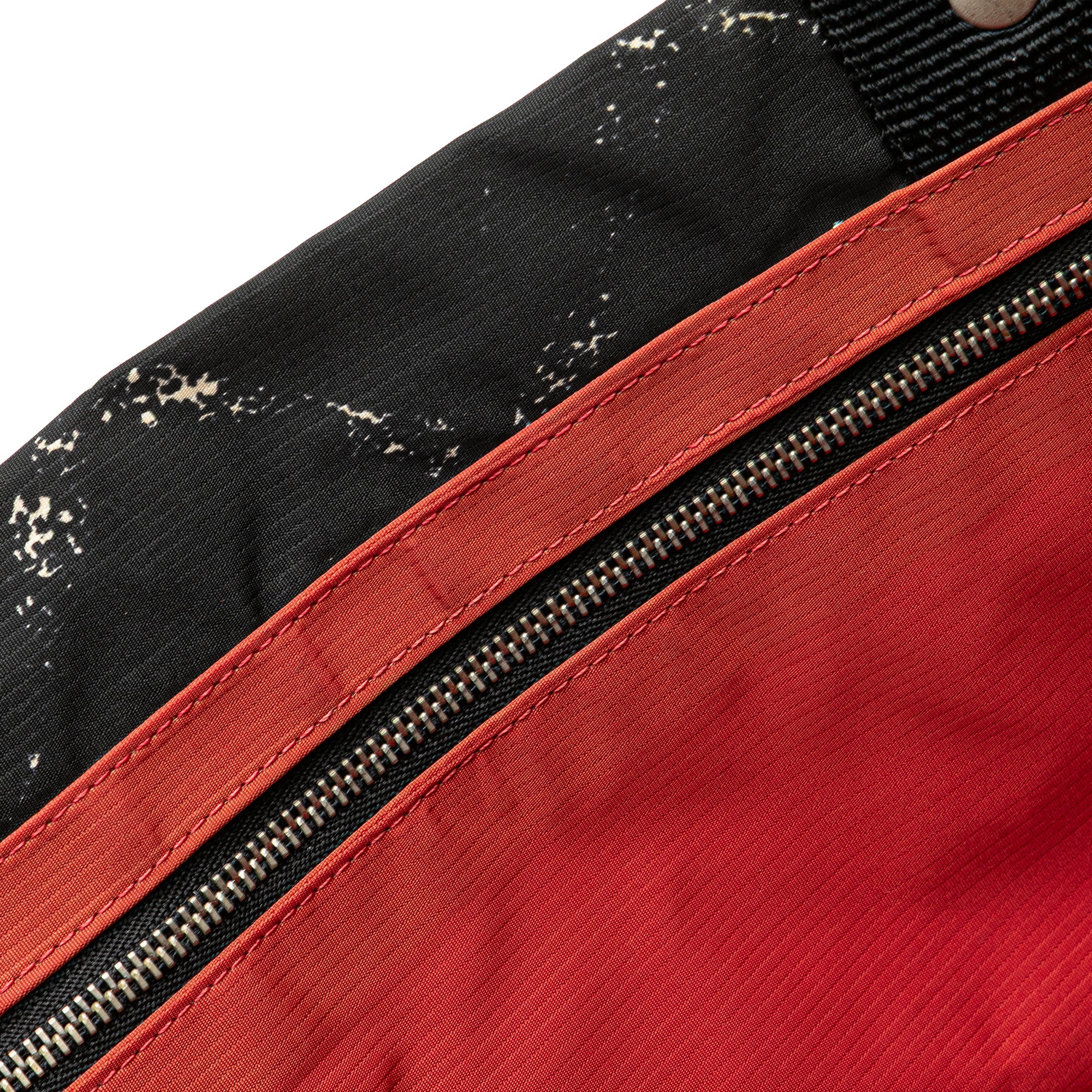 Old Travel Line Nylon Tote