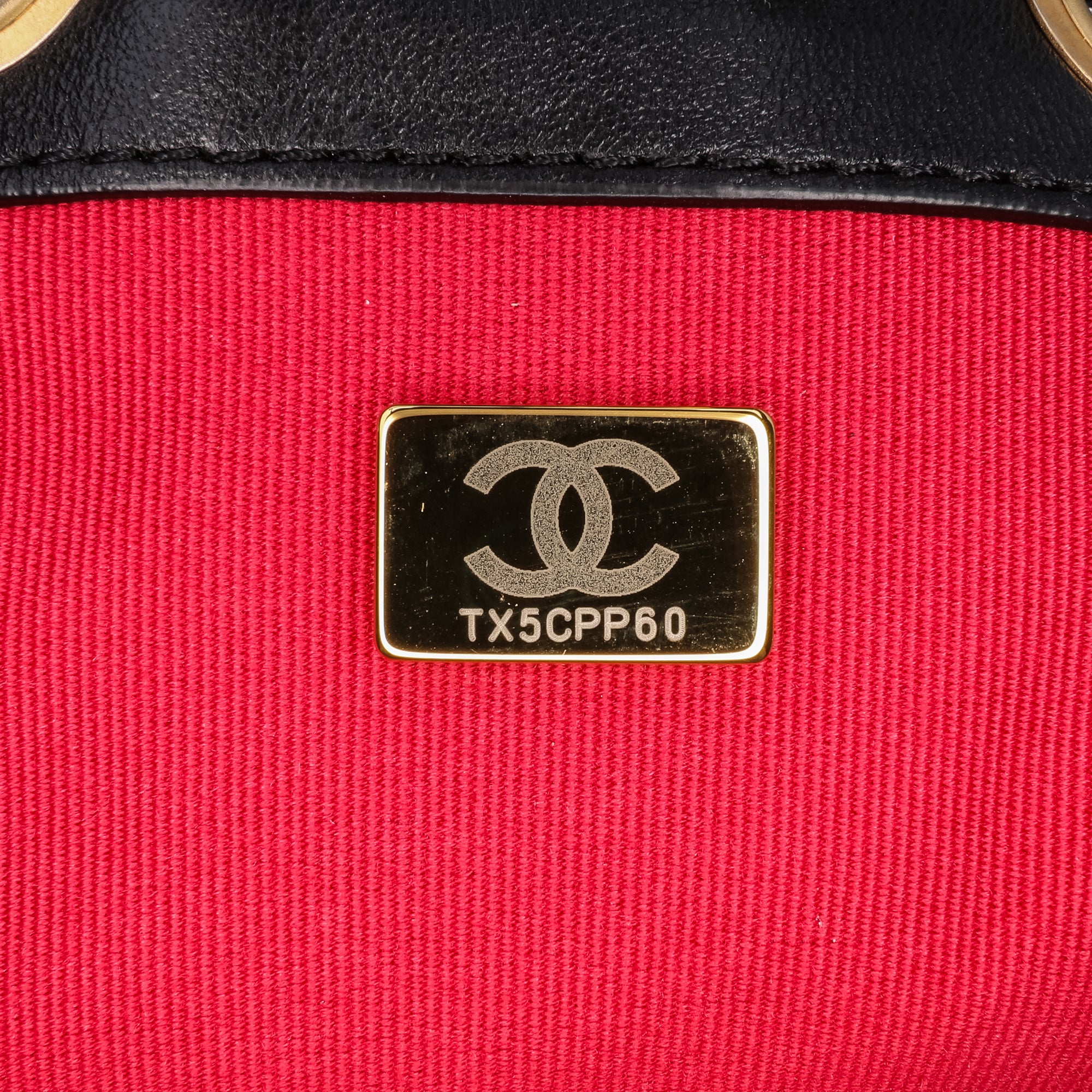 CC Quilted Lambskin Chain Drawstring Bucket Bag