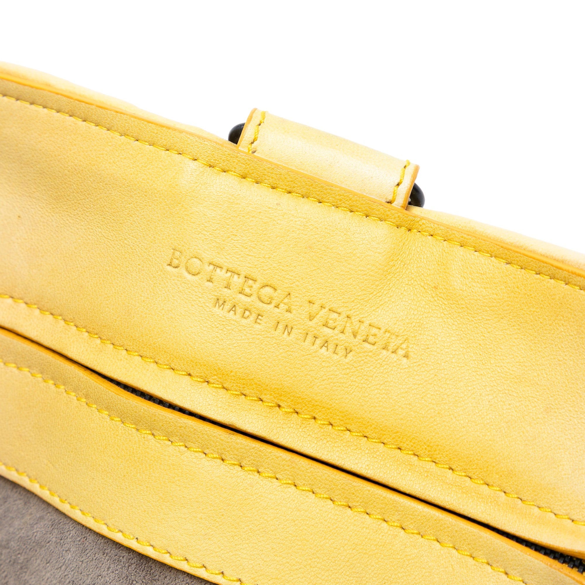 Nappa Intrecciato Nuance Bucket Bag