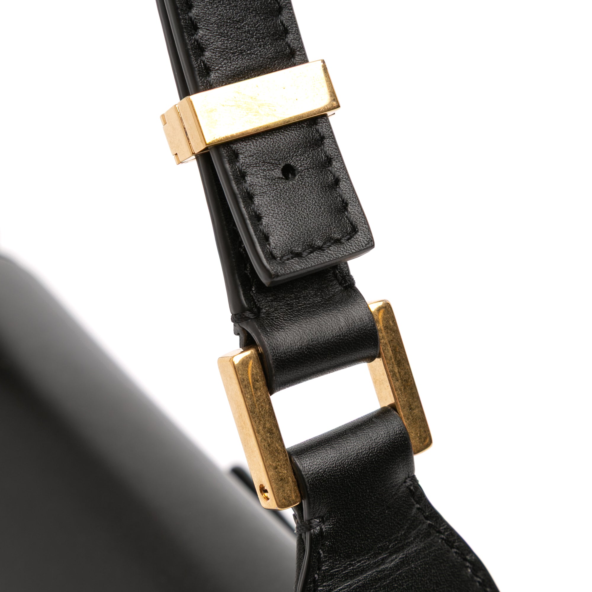 Medium Leather Vlogo Chain Shoulder Bag