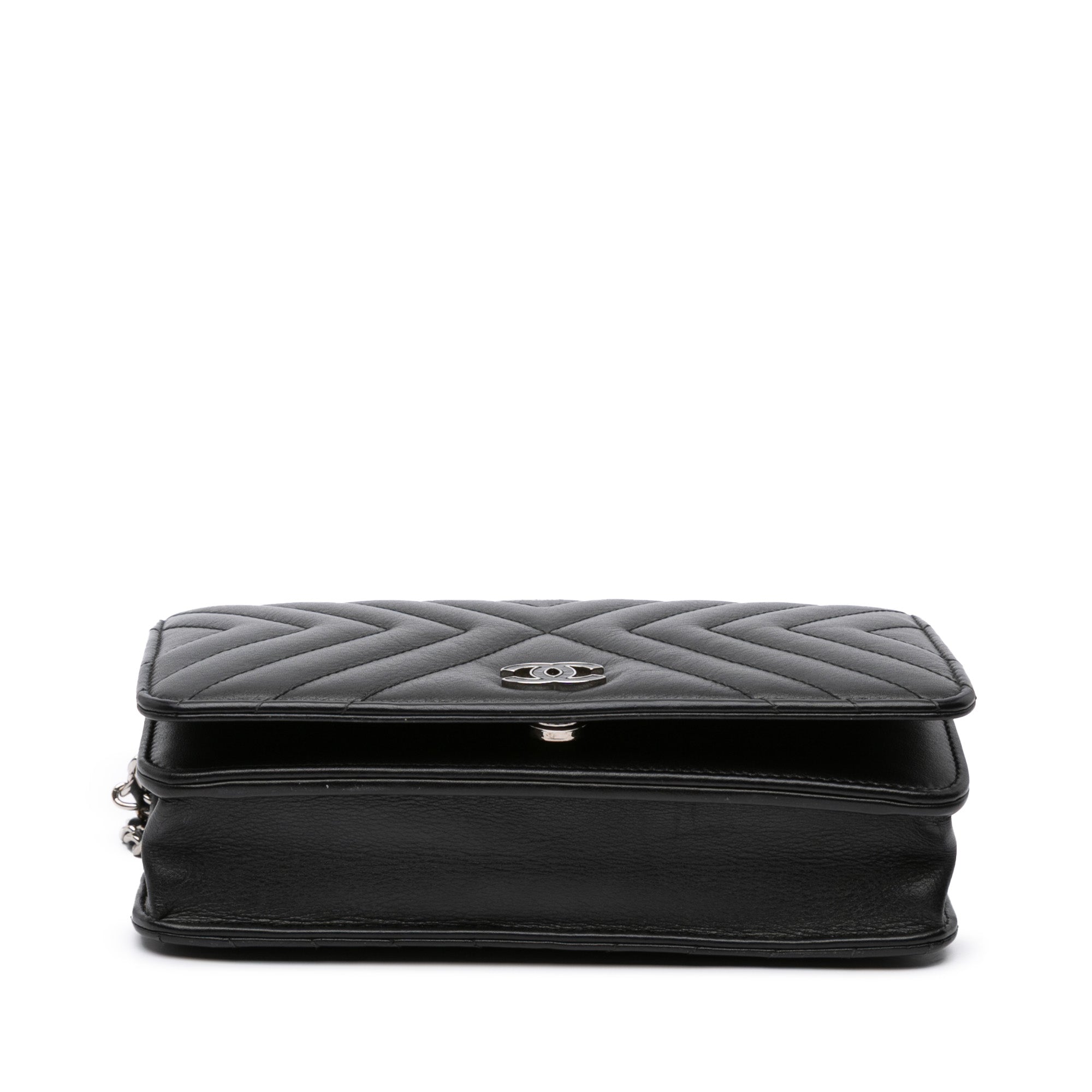 Diagonal Chevron Calfskin Tassel Wallet On Chain