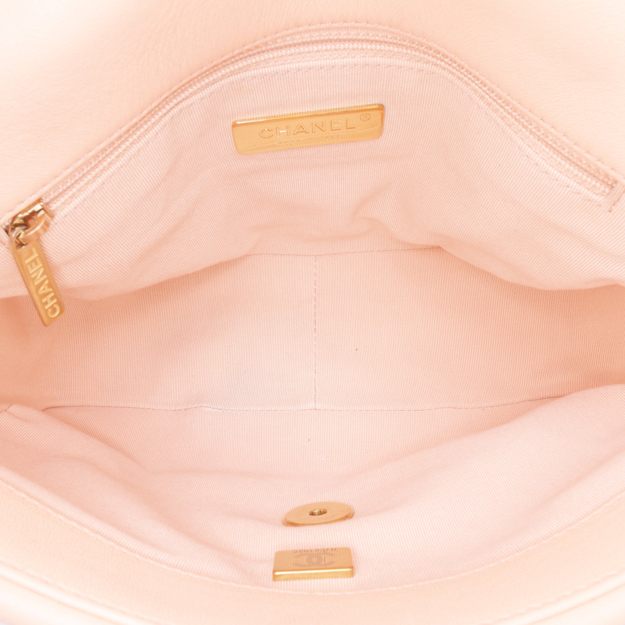 Medium Lambskin 19 Flap