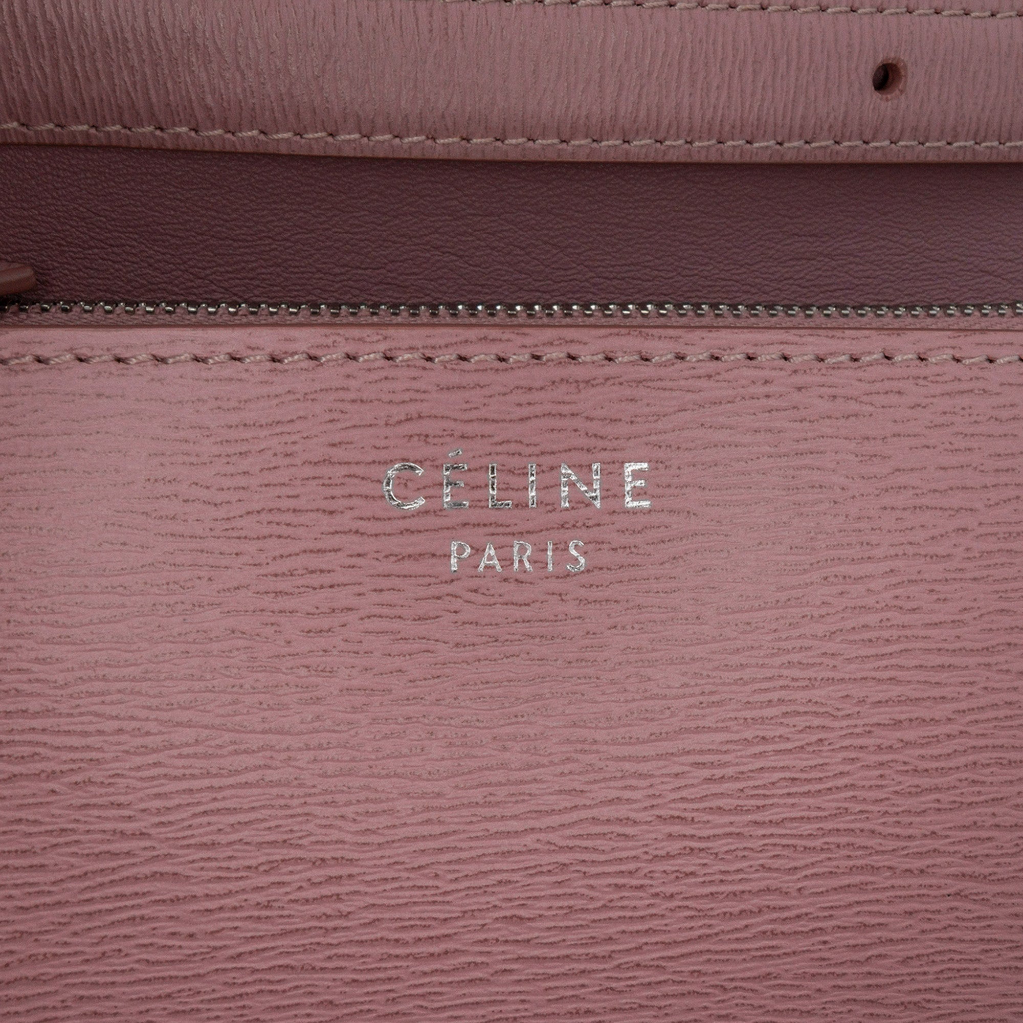 Medium Calfskin Classic Box