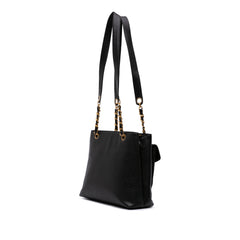 CC Caviar Shoulder Bag