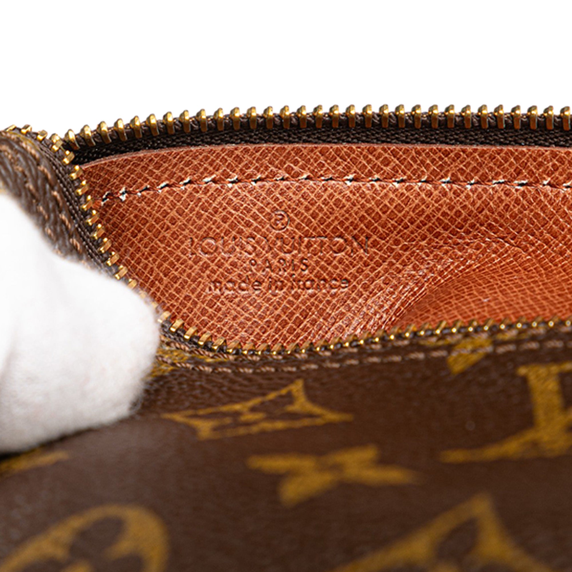 Monogram Trousse Ronde Pencil Case 20