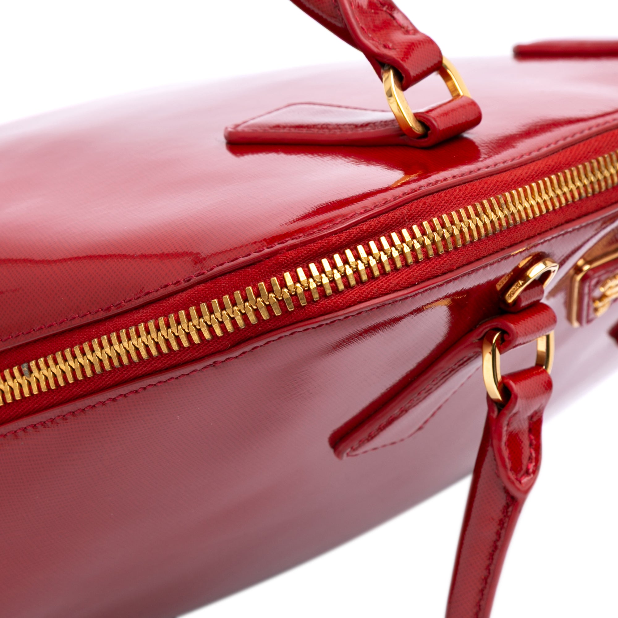 Medium Saffiano Vernice Promenade Satchel