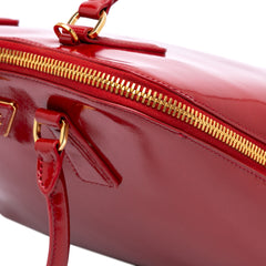 Medium Saffiano Vernice Promenade Satchel