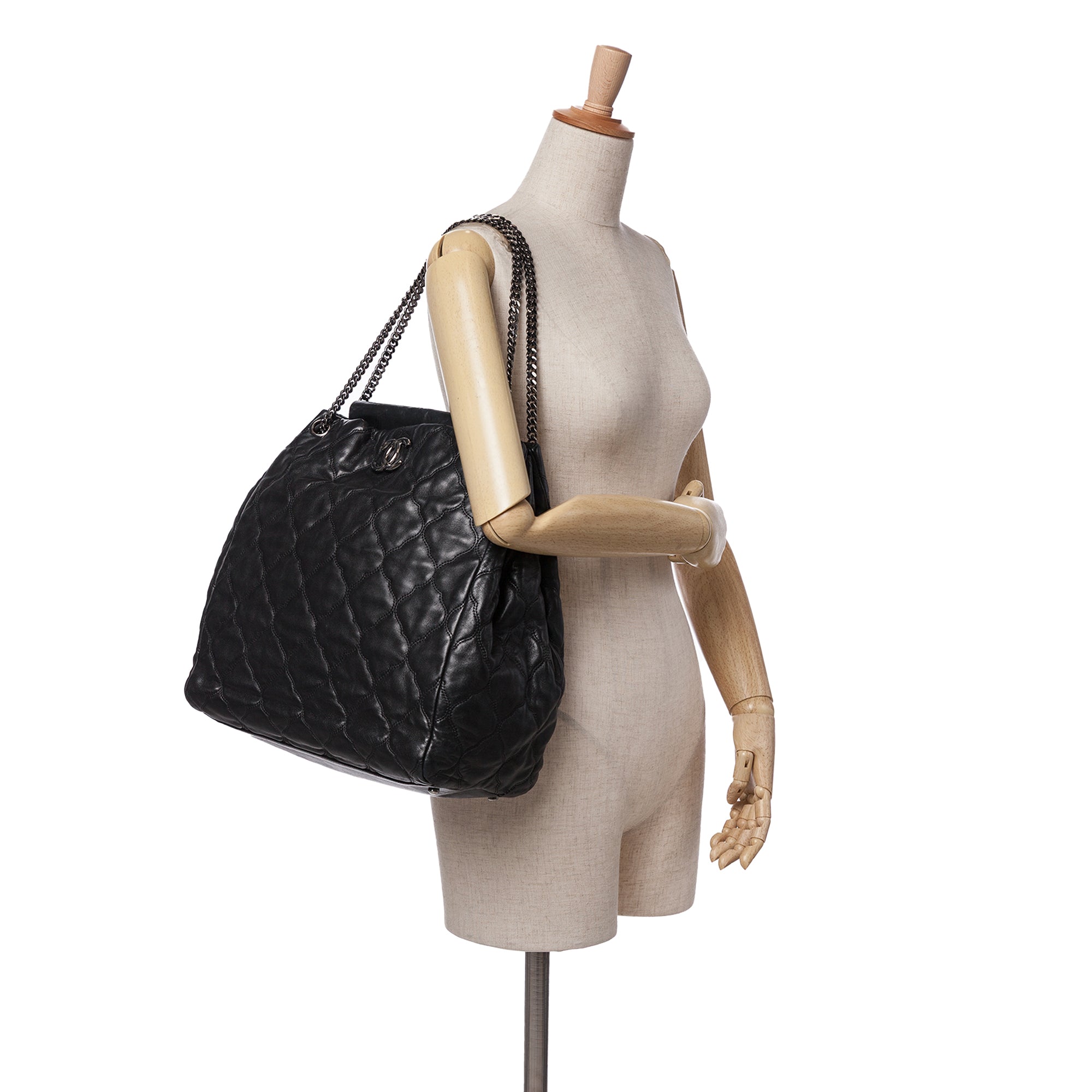 Paris Moscow Quilted Lambskin Cells Accordion Tote