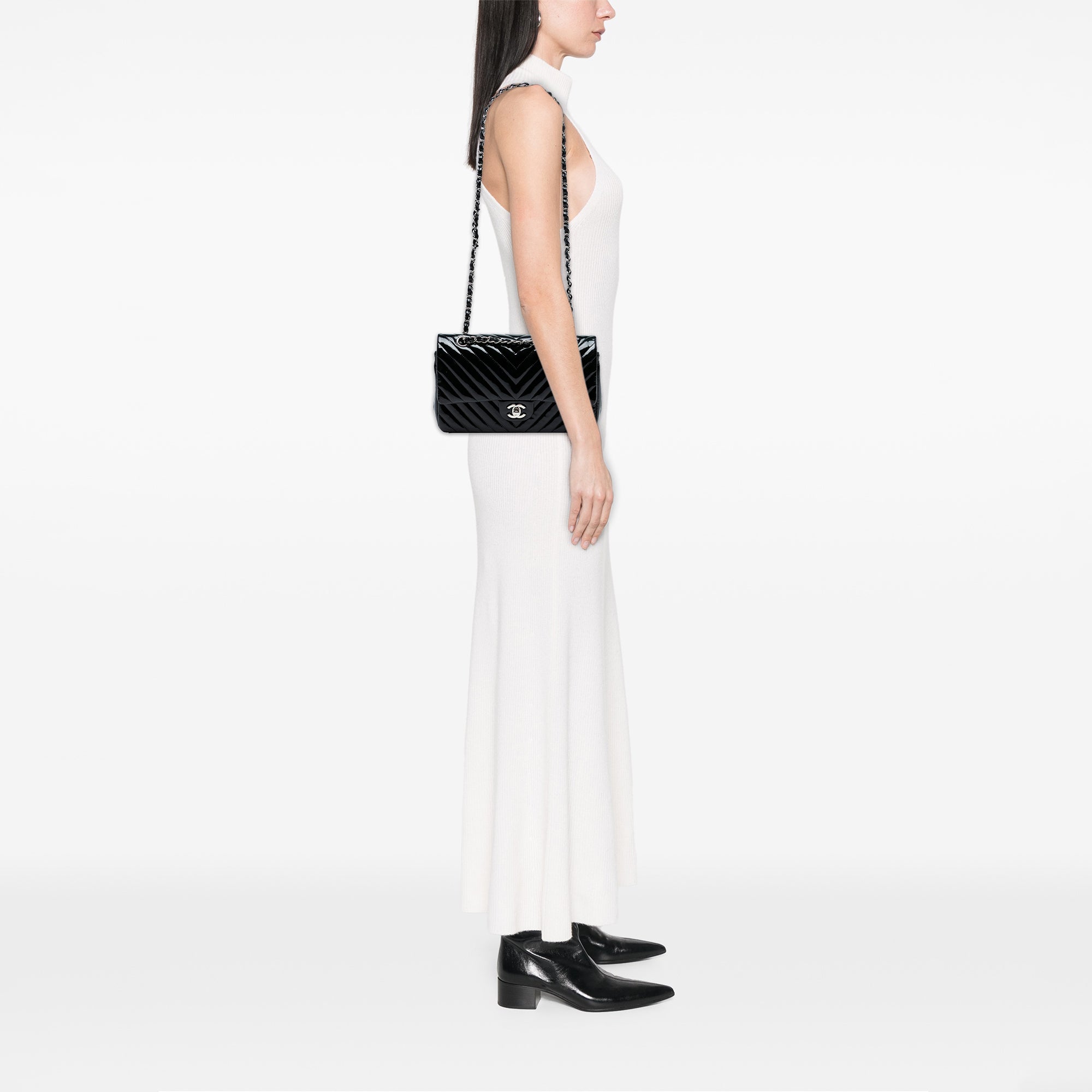 Medium Classic Chevron Patent Double Flap