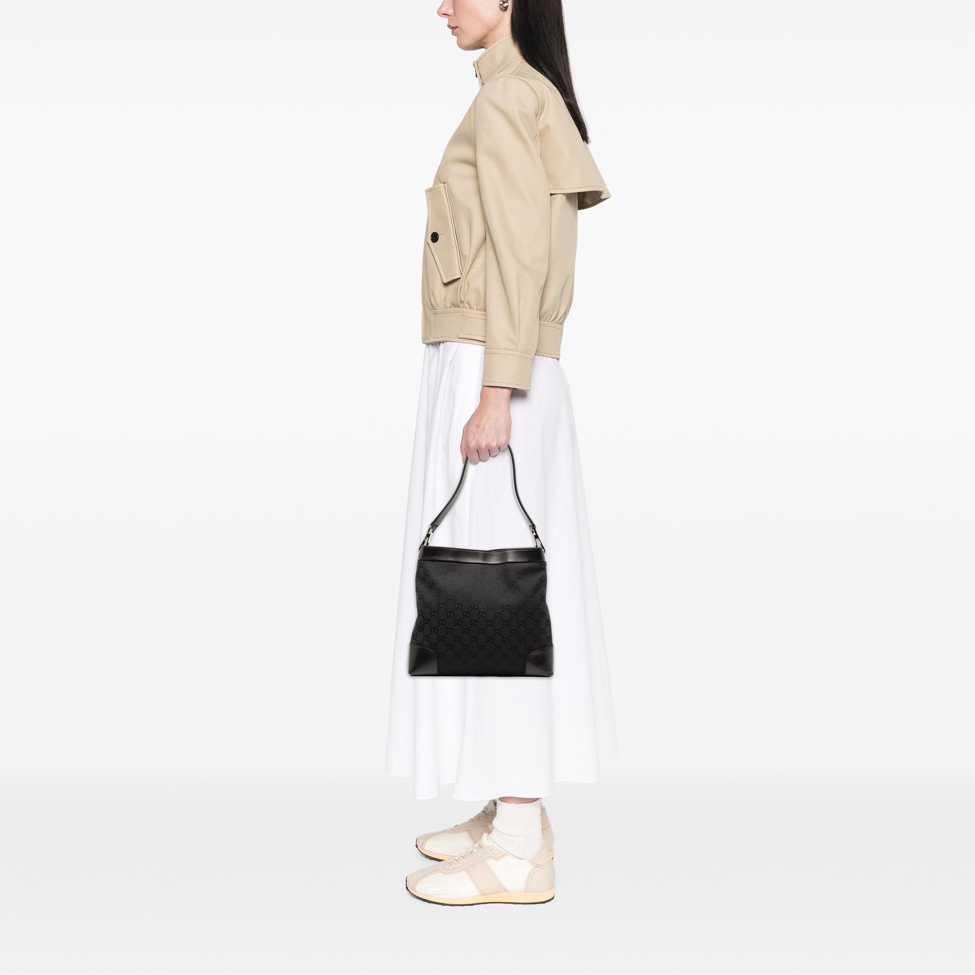 GG Canvas Shoulder Bag