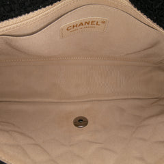 Medium Classic Tweed Single Flap