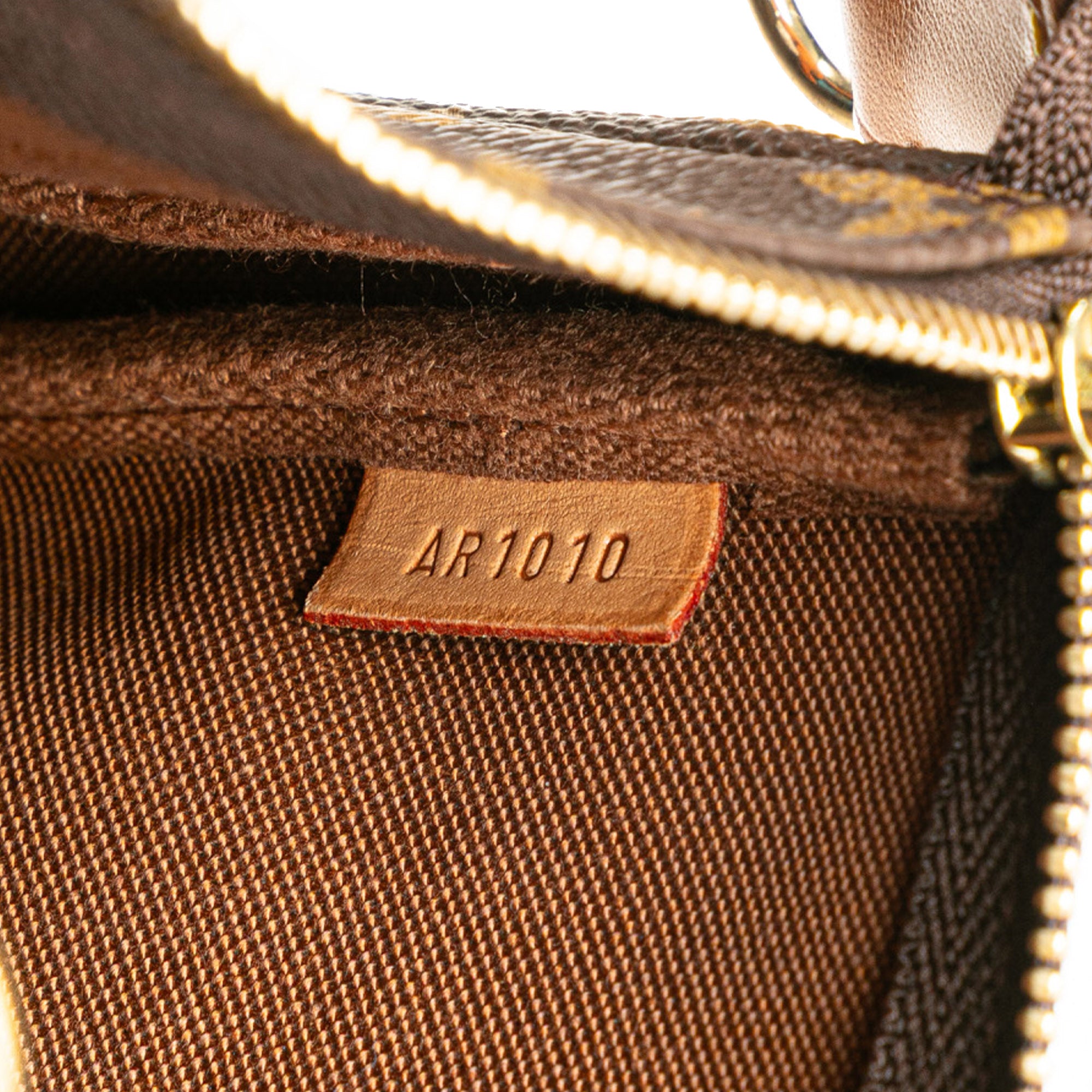 Monogram Pochette Accessoires