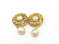 Chanel Vintage CC Round Button Clip-On Earrings Metal