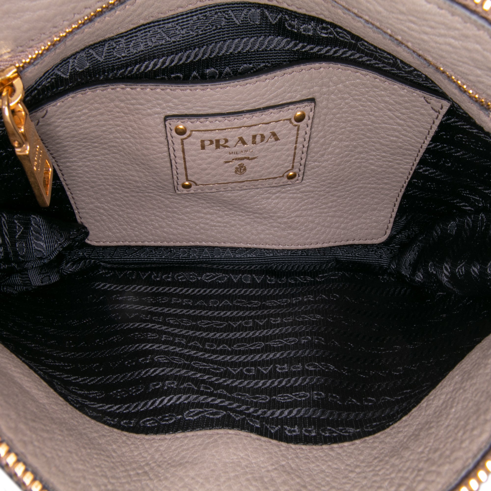 Vitello Daino Crossbody
