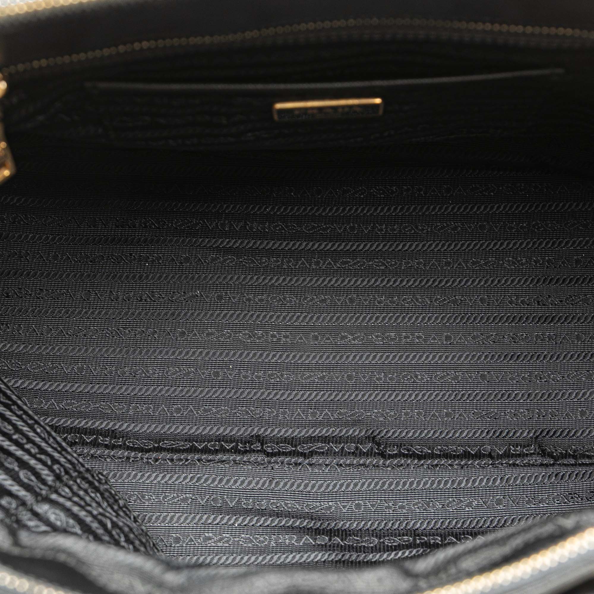 Large Saffiano Lux Galleria Double Zip Tote