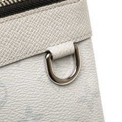Monogram Taigarama Pochette Discovery PM