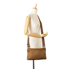 Tessuto Zip Top Crossbody