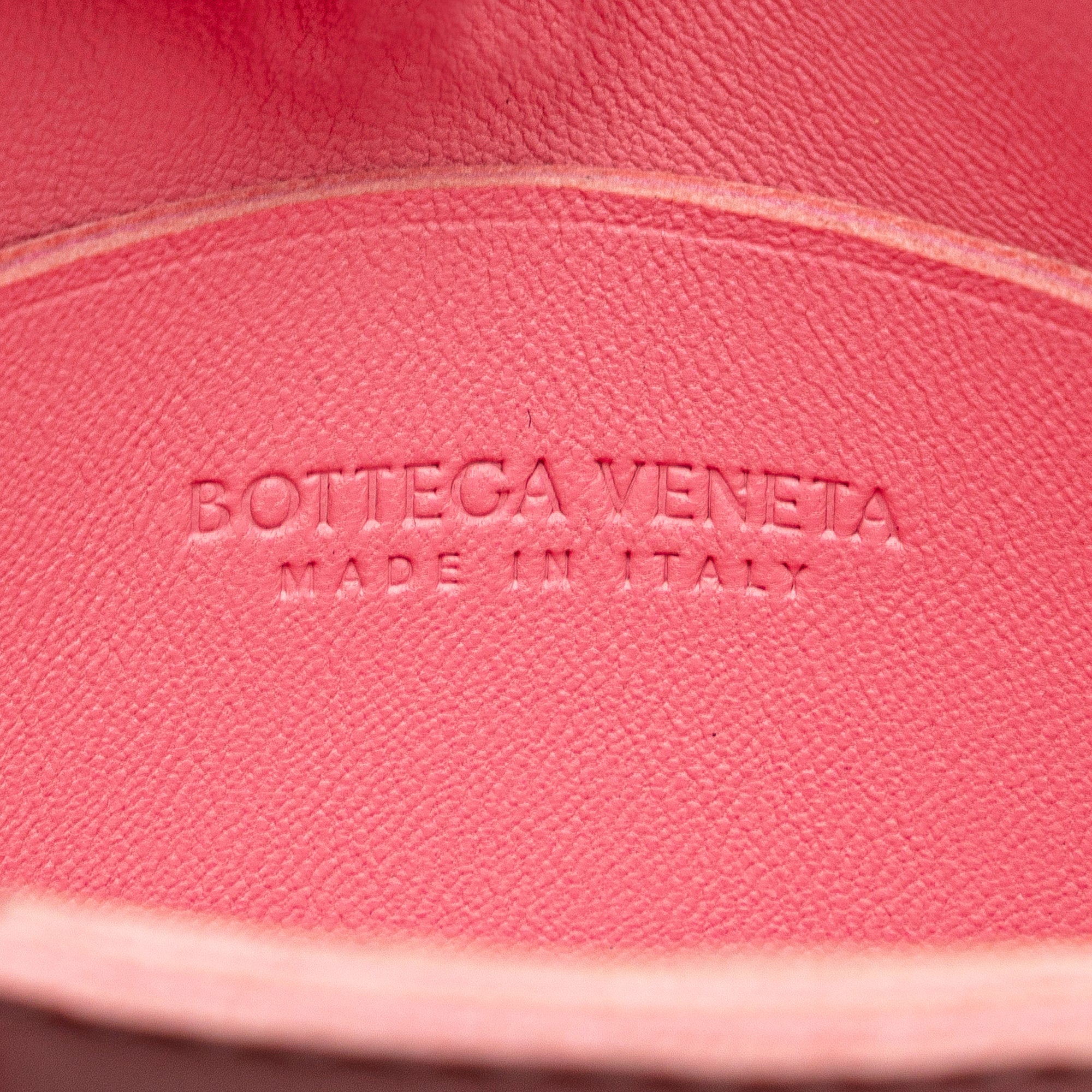 Candy Nappa Intrecciato Cassette Crossbody