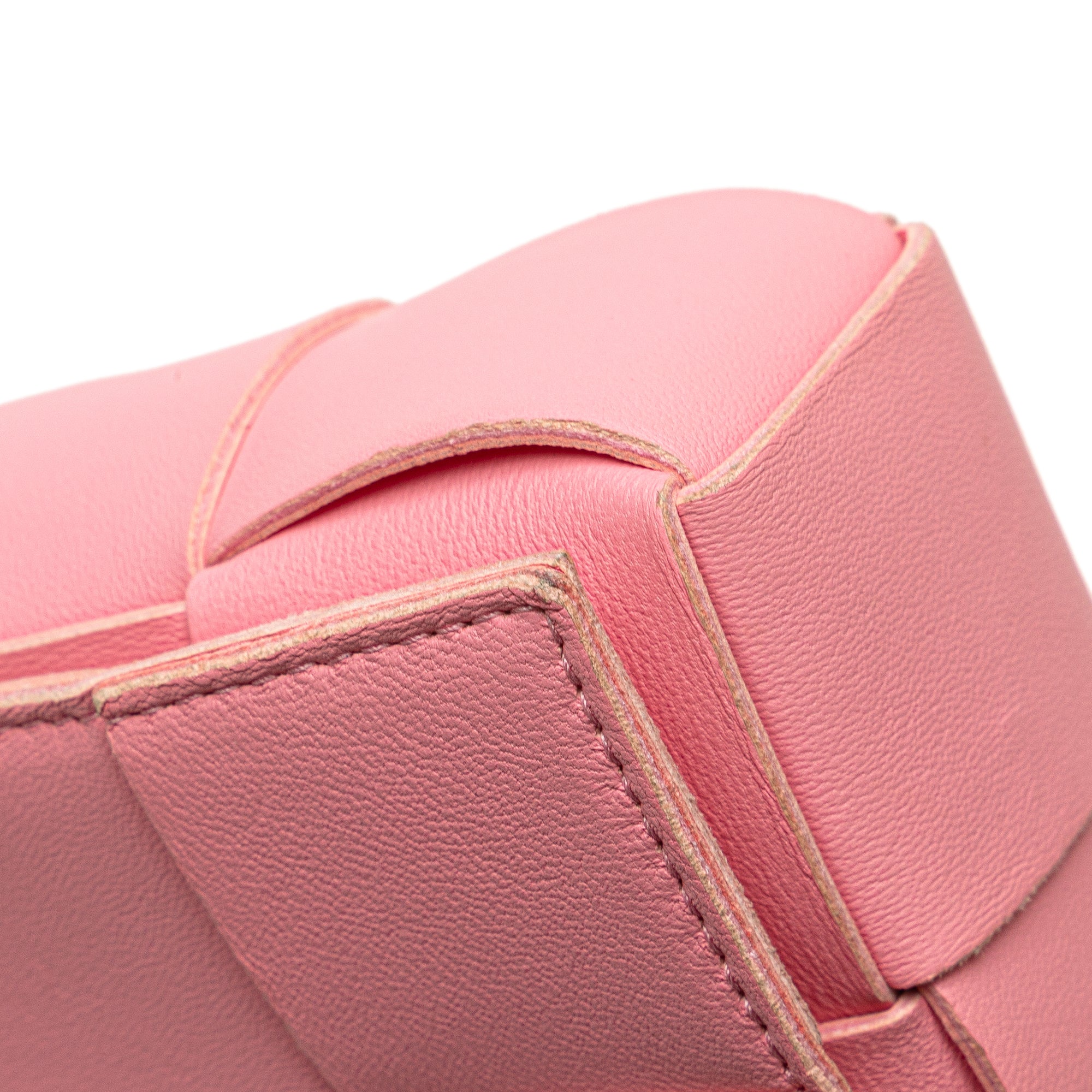Candy Nappa Intrecciato Cassette Crossbody