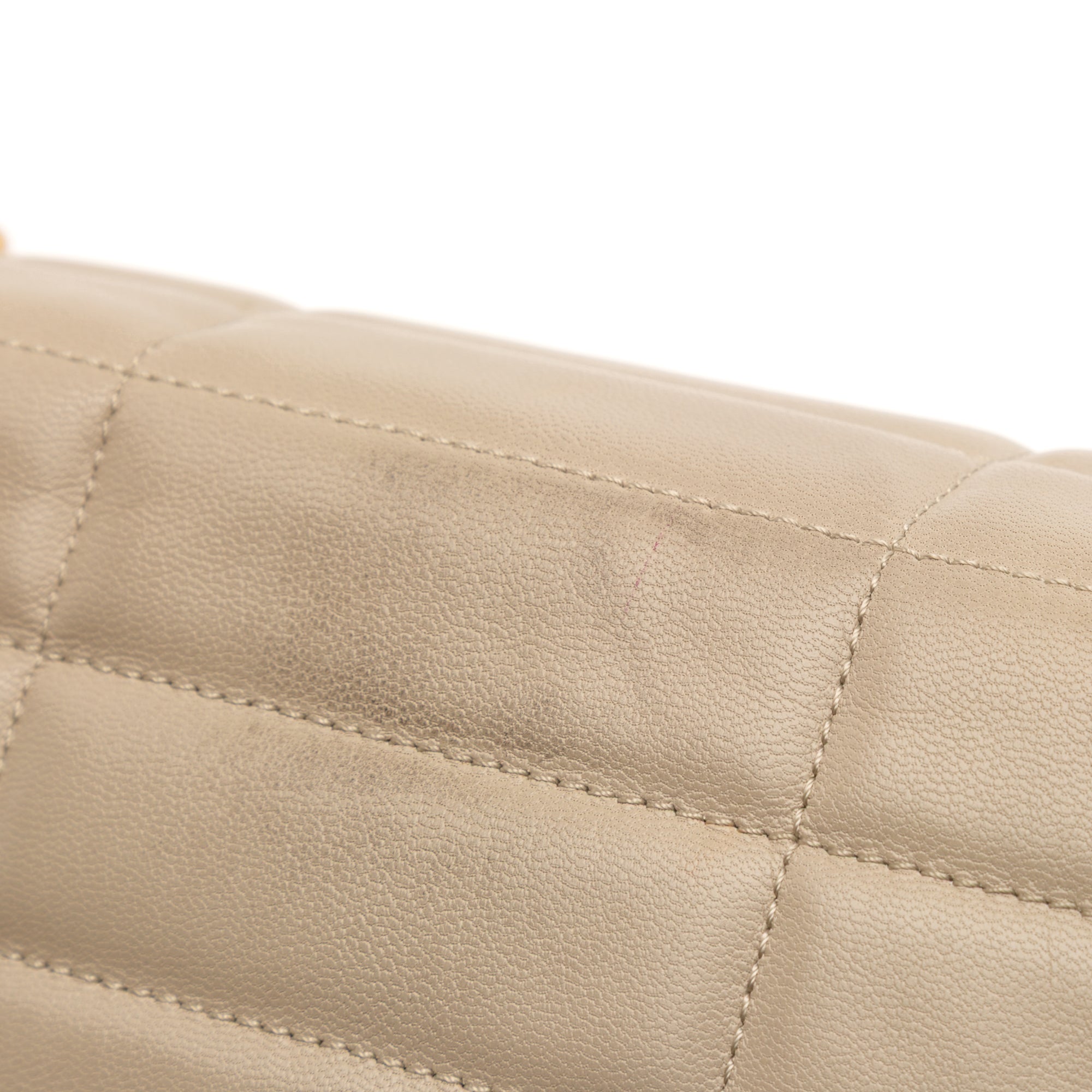 Matelasse Goatskin Monochrome Chain Shoulder Bag