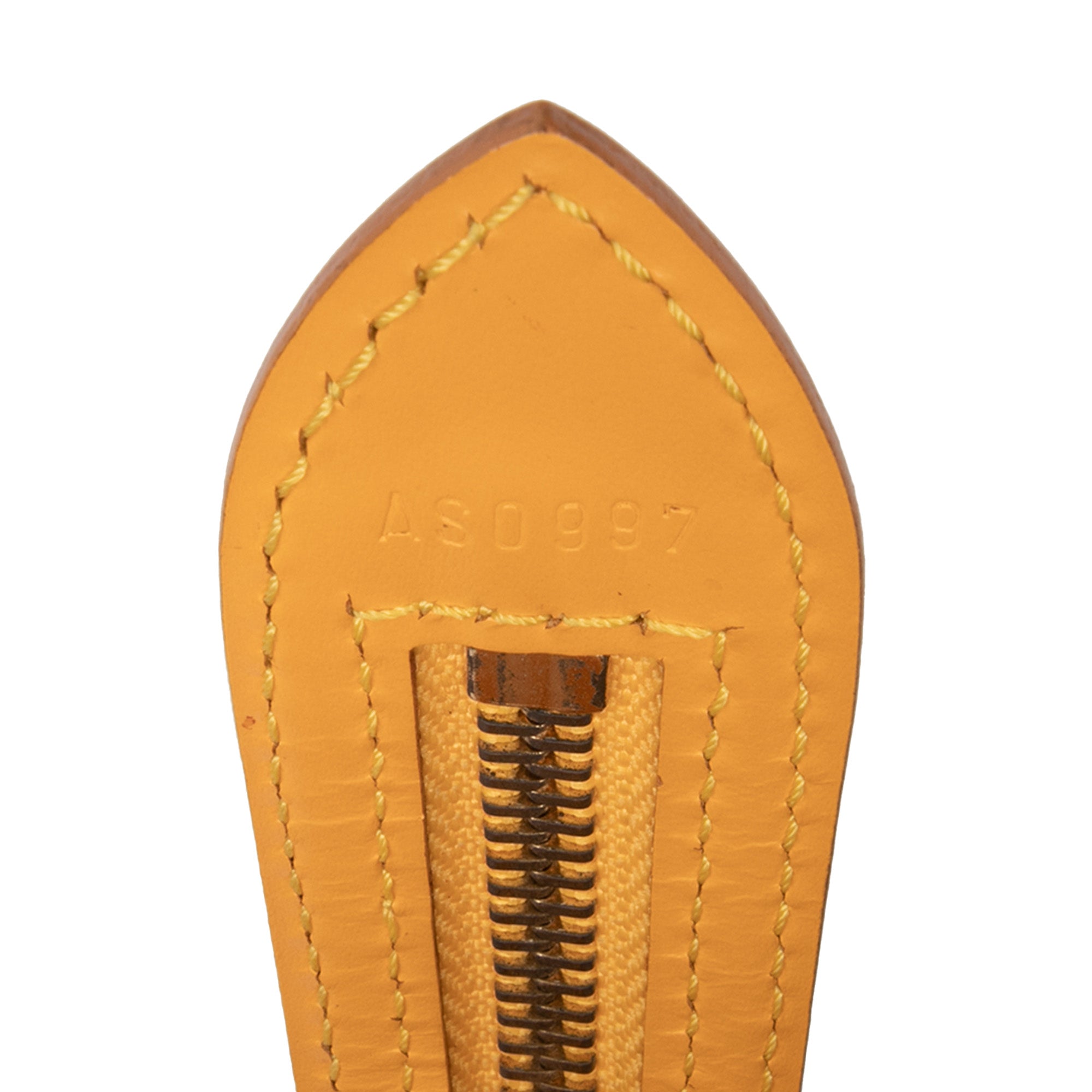 Epi Saint Jacques PM Long Strap