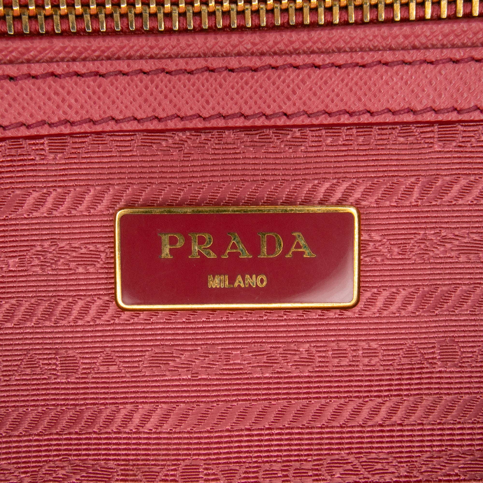 Small Saffiano Lux Galleria Double Zip Satchel