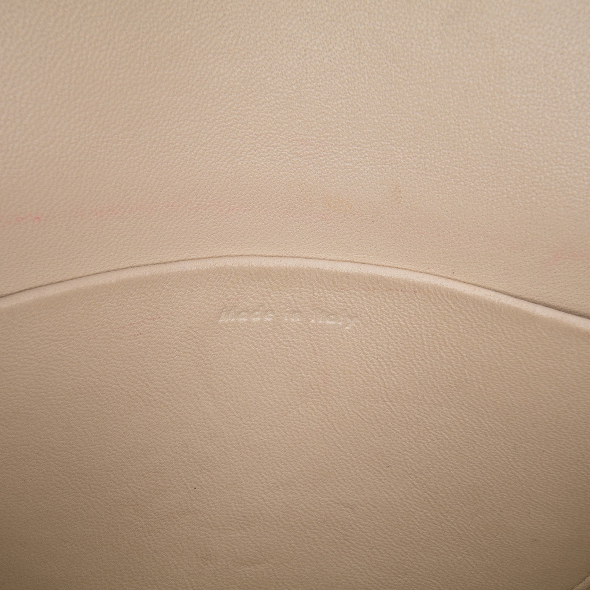 Small Grained Calfskin Trotteur Crossbody