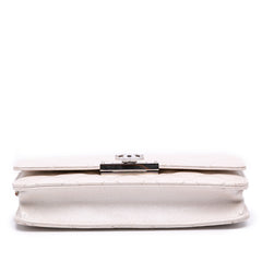 Quilted Caviar Golden Class Wallet On Chain