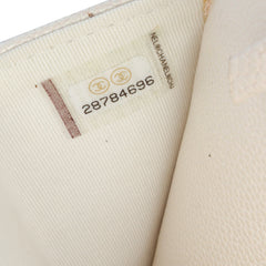 Quilted Caviar Golden Class Wallet On Chain