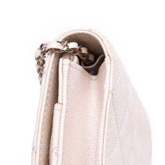 Quilted Caviar Golden Class Wallet On Chain