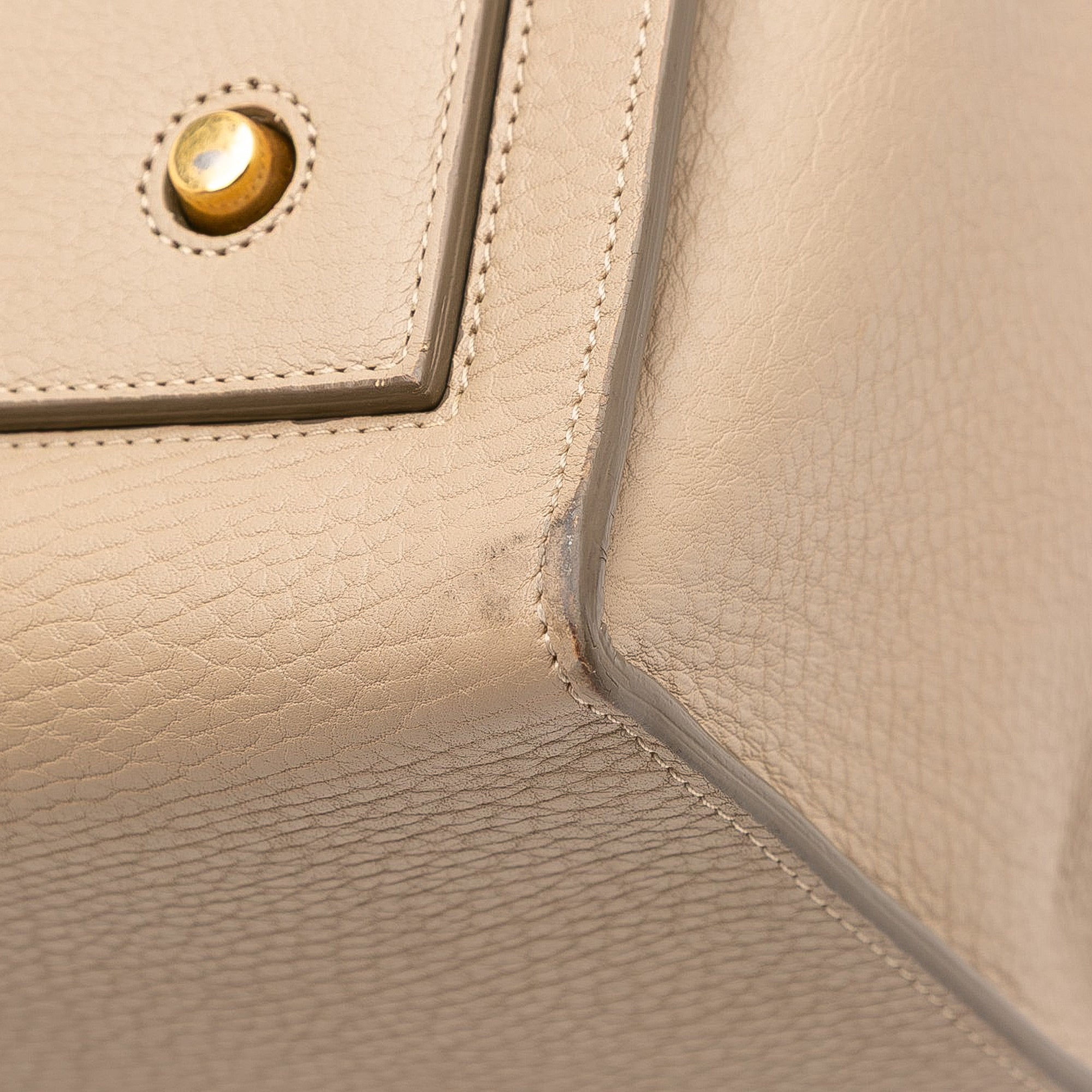 Medium Grained Calfskin Tie Knot Handbag