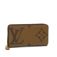 Monogram Giant Reverse Zippy Wallet