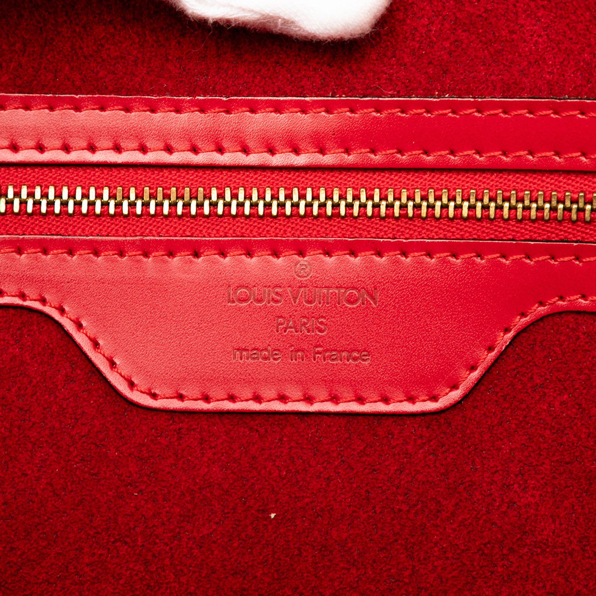 Epi Saint Jacques GM Long Strap