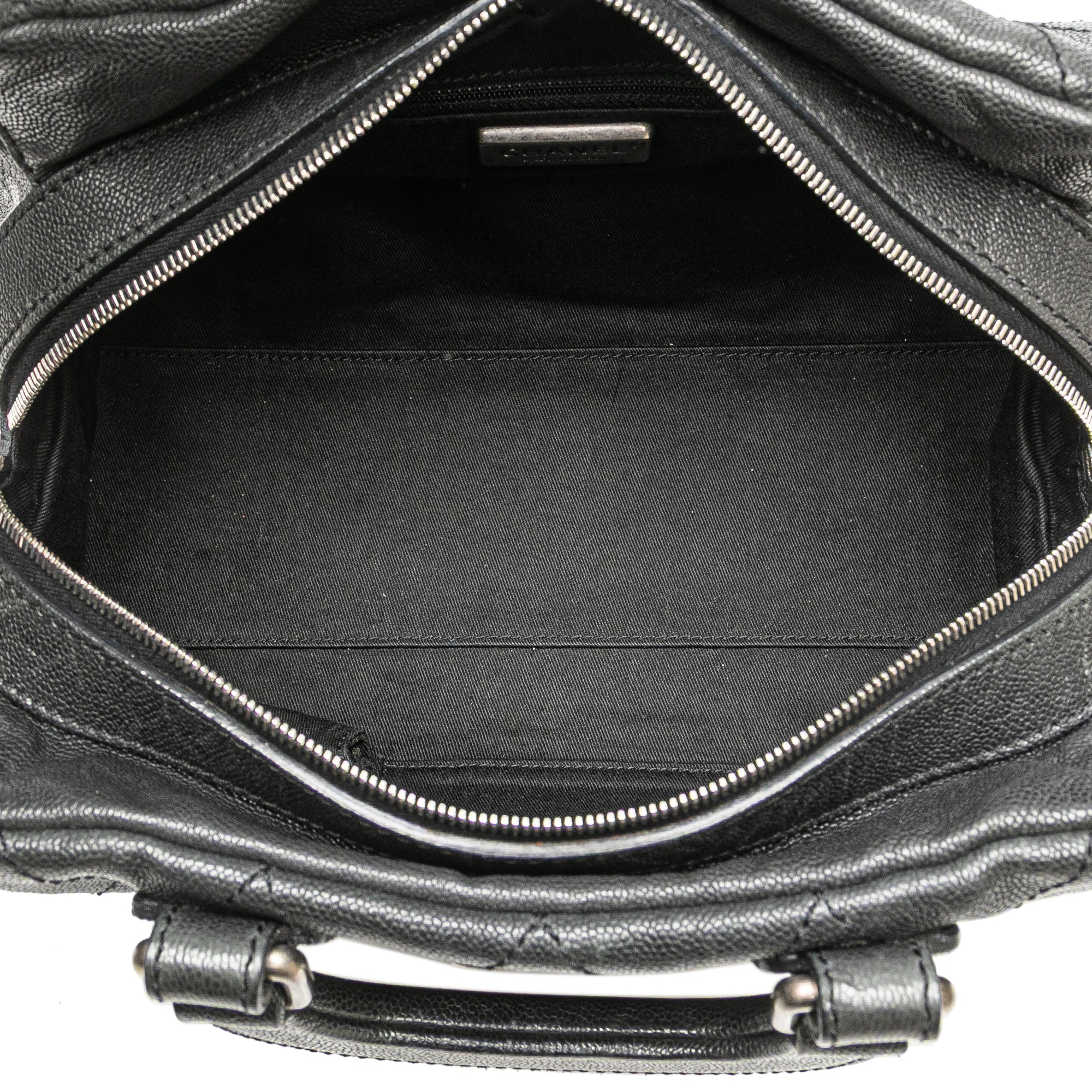 Caviar CC Outdoor Ligne Handbag