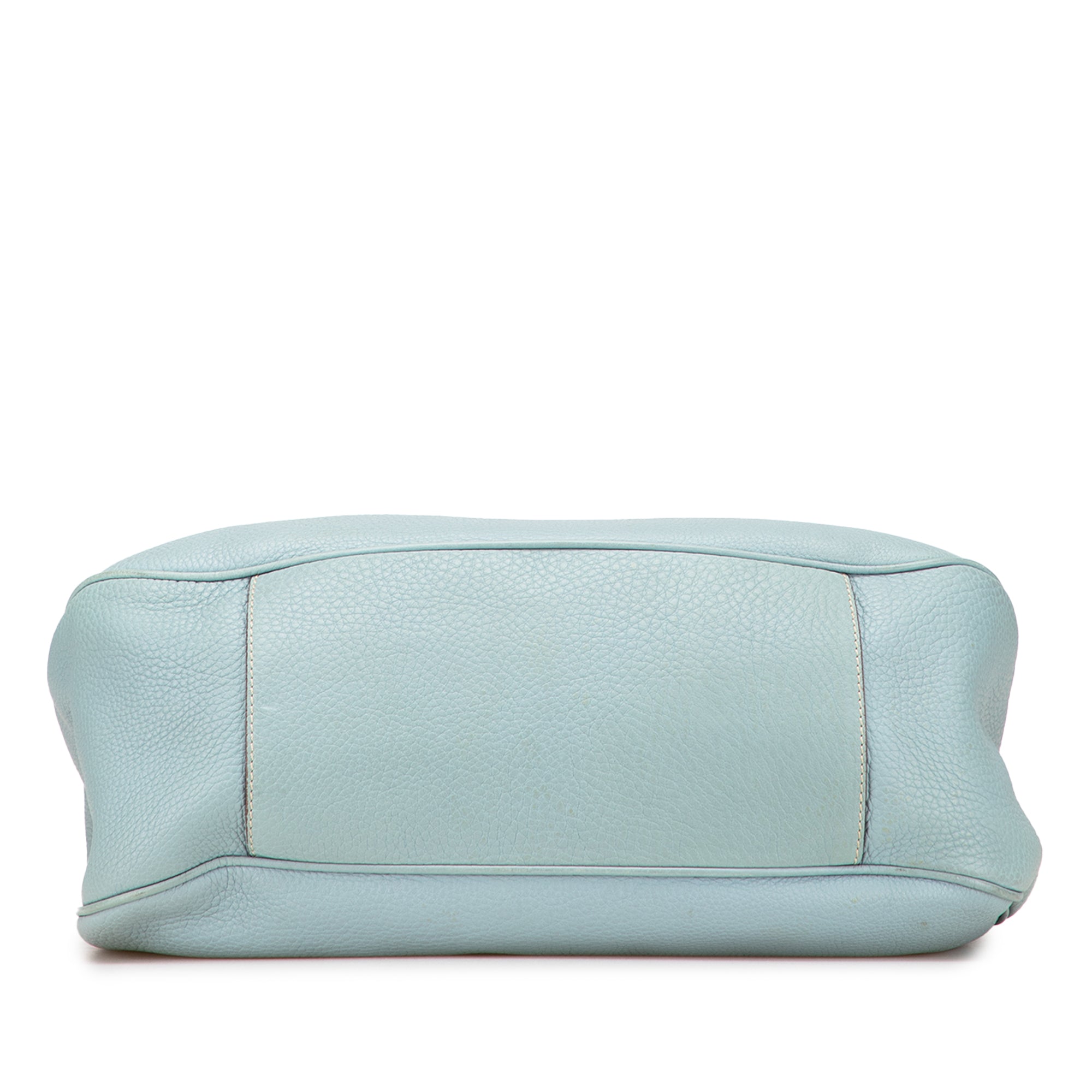 Vitello Daino Shoulder Bag