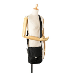 Tessuto Buckle Messenger Bag