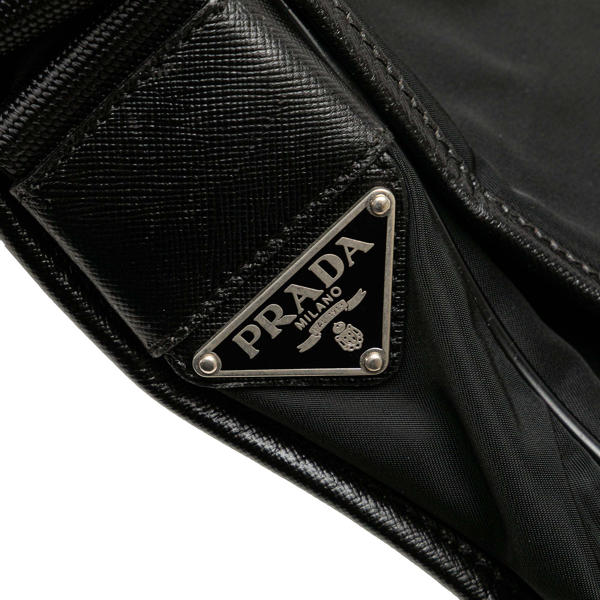 Tessuto Buckle Messenger Bag