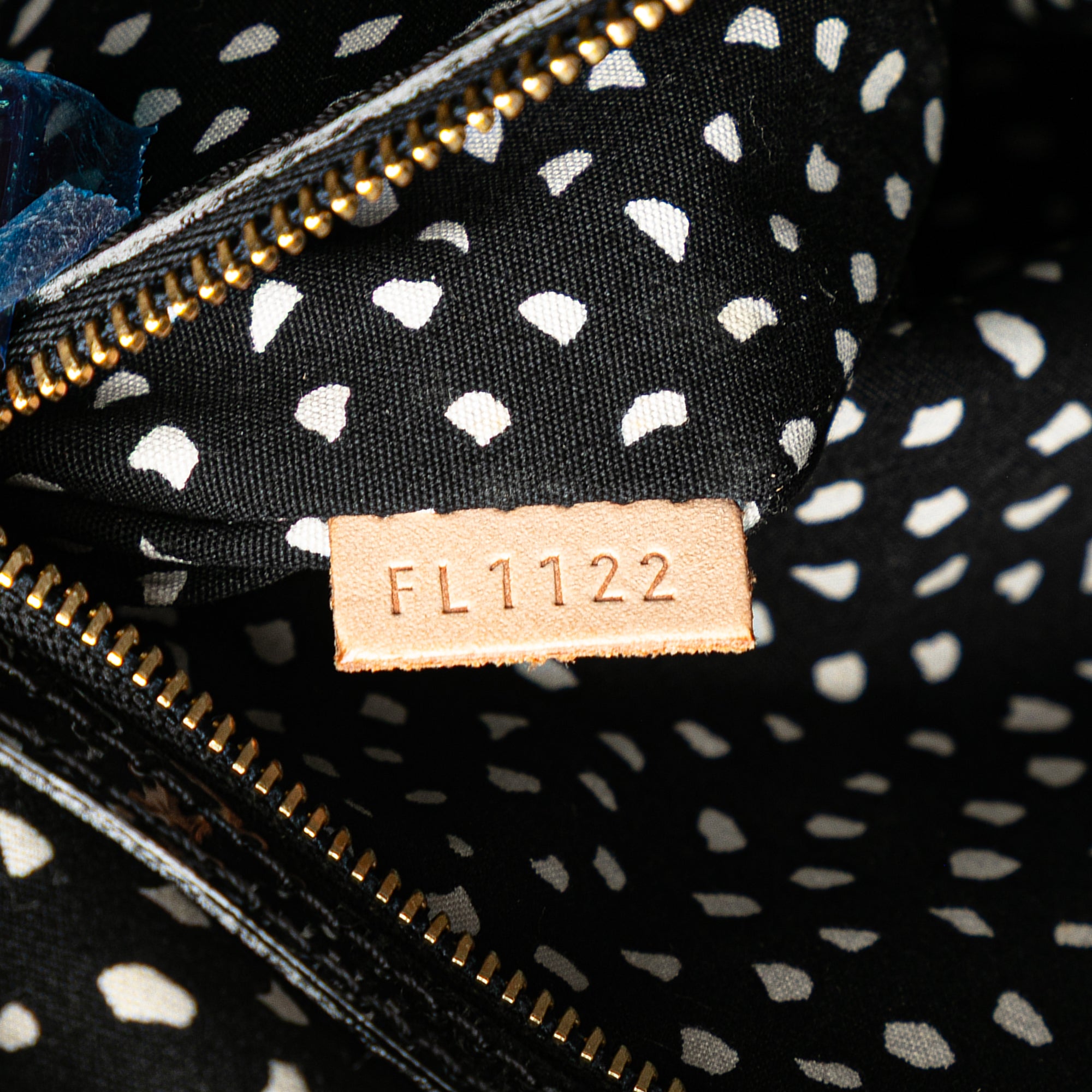 Yayoi Kusama Monogram Infinity Dots Lockit MM