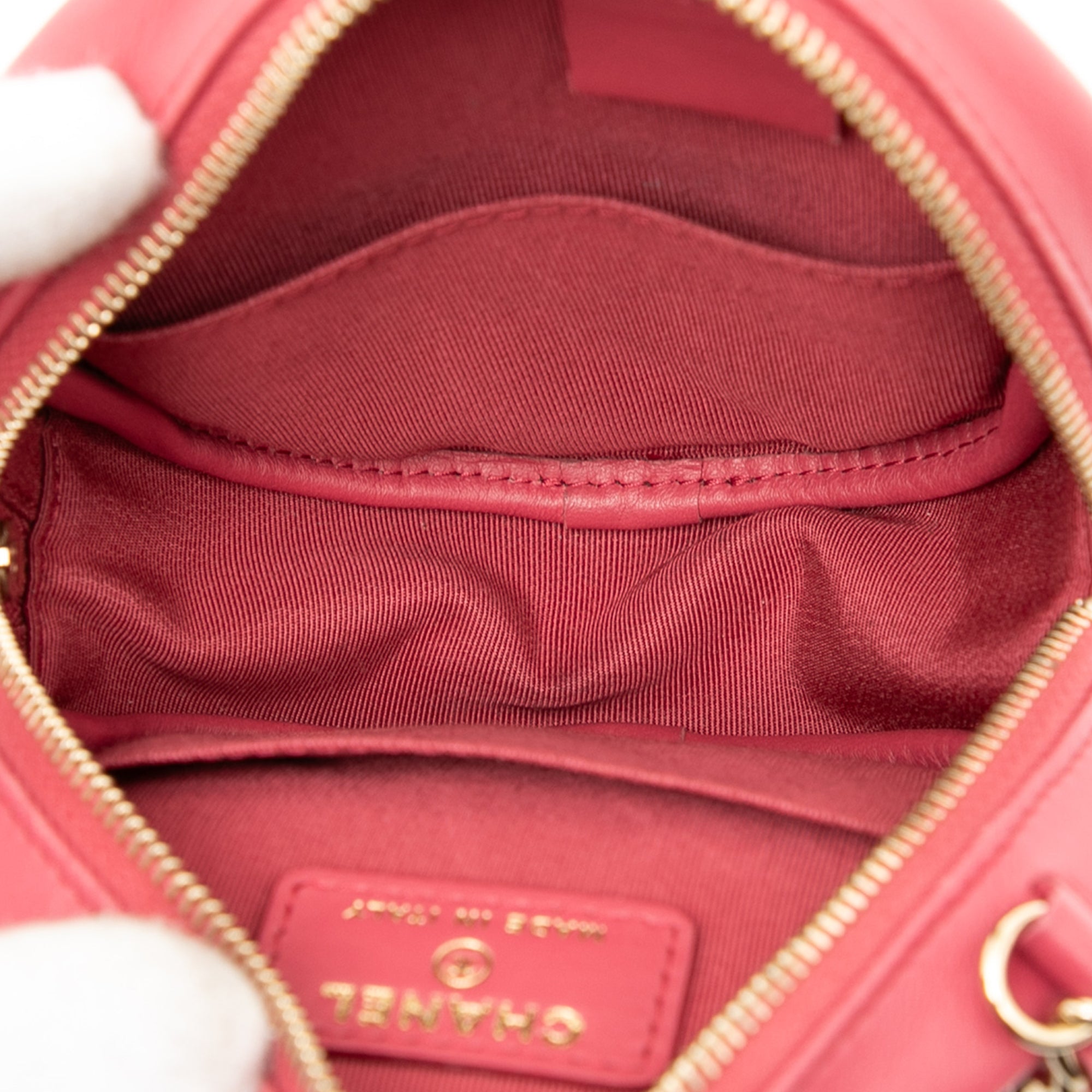 CC Quilted Lambskin Round Clutch With Chain