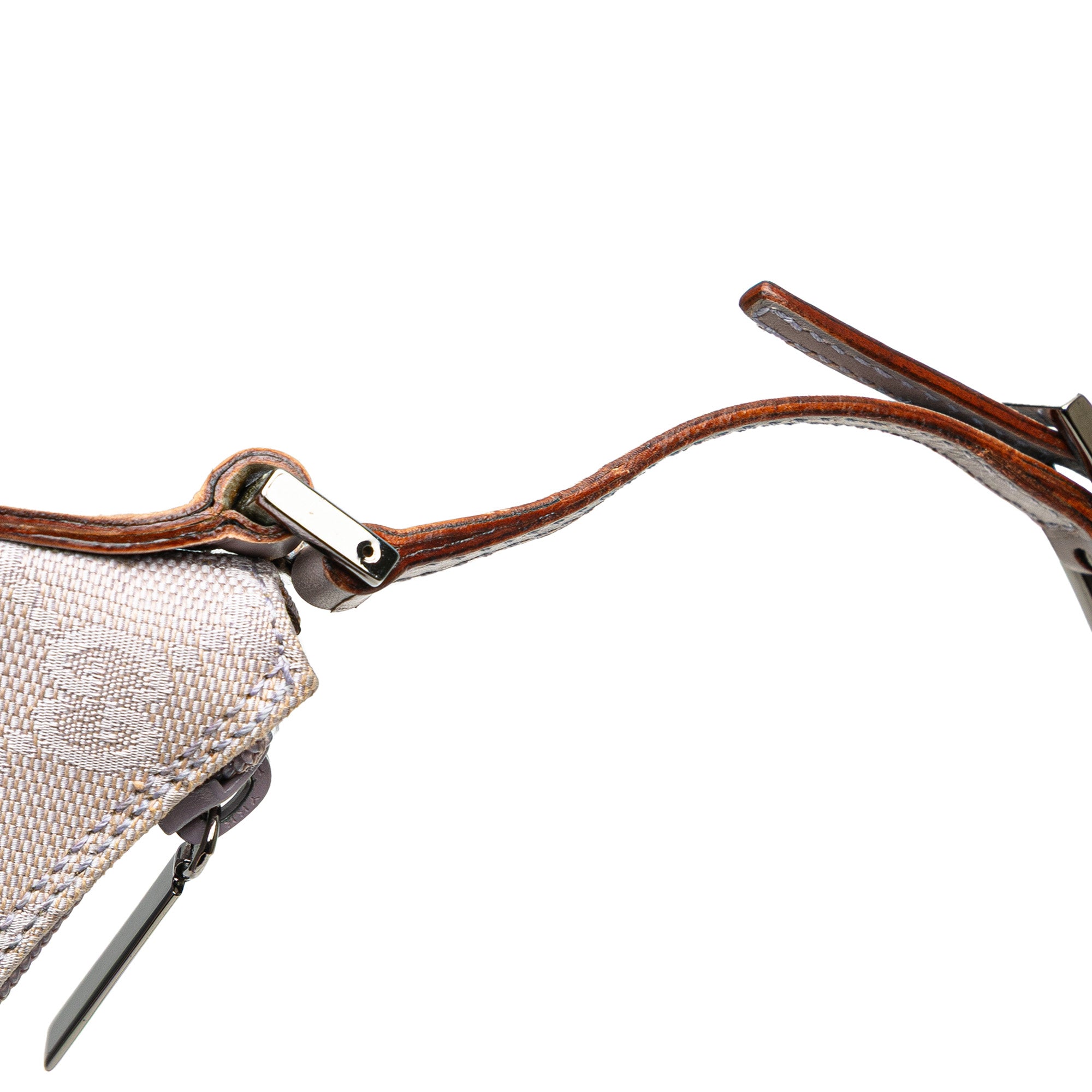 GG Canvas Shoulder Bag