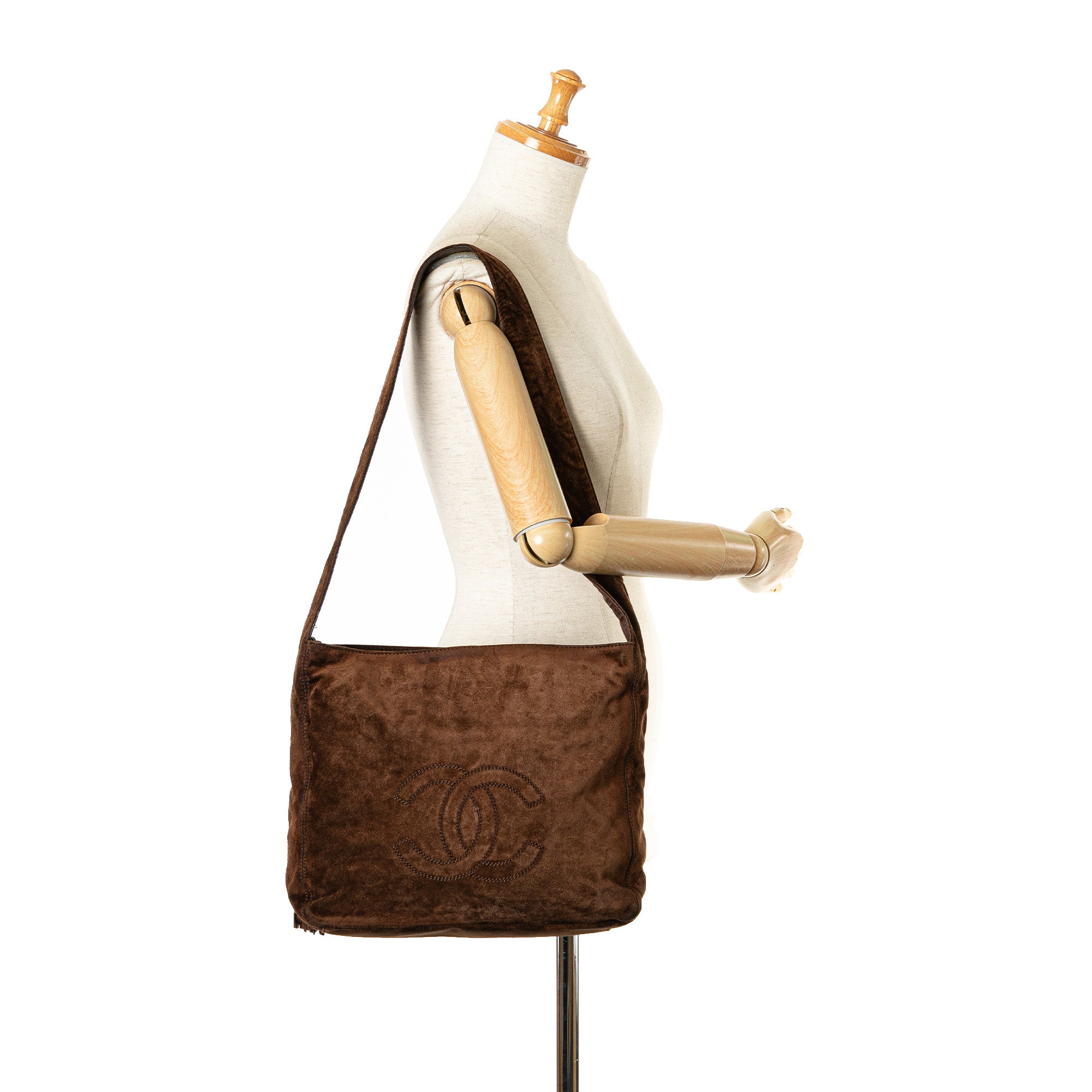 CC Suede Shoulder Bag_8