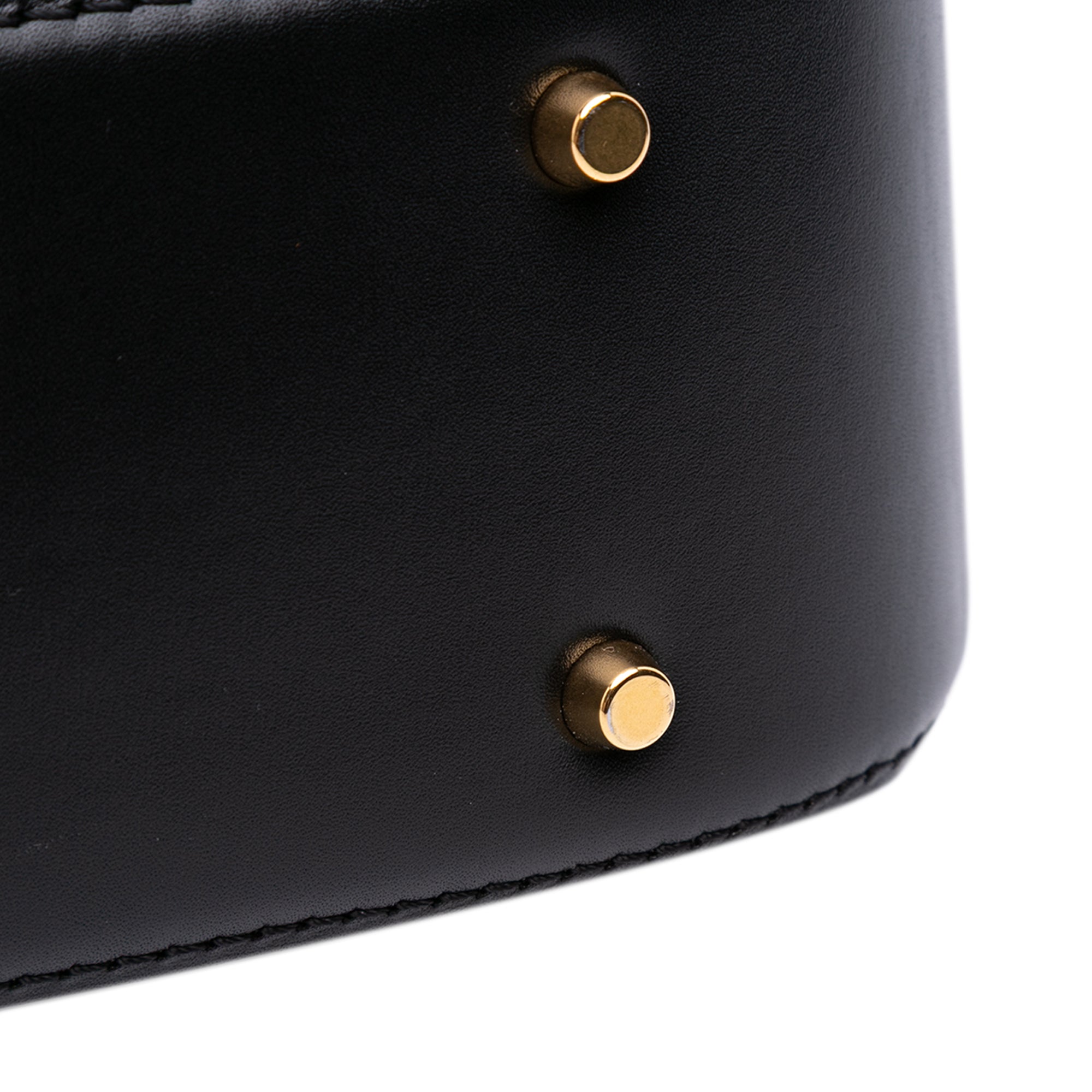 Medium Leather Vlogo Chain Shoulder Bag