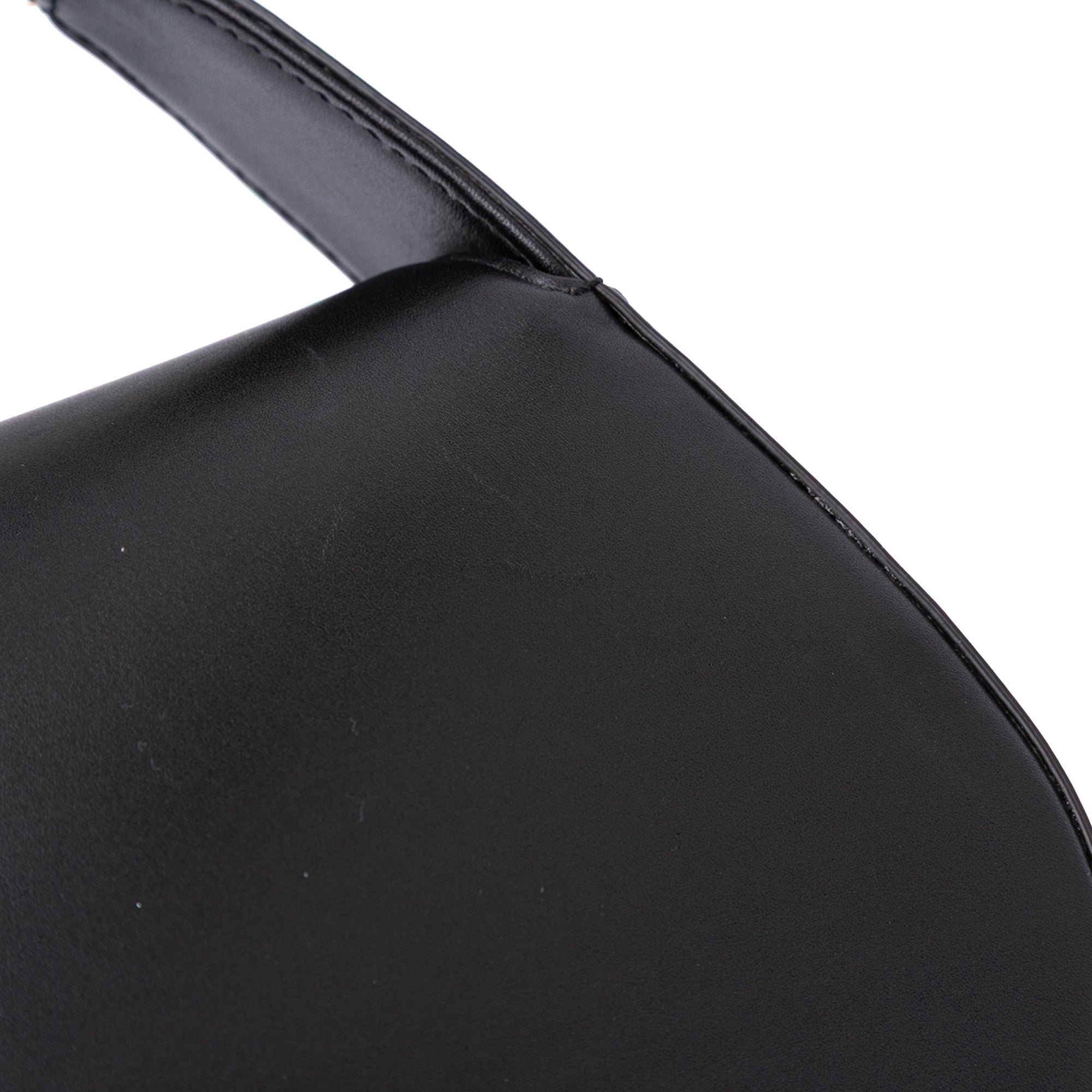 Medium Leather Vlogo Chain Shoulder Bag
