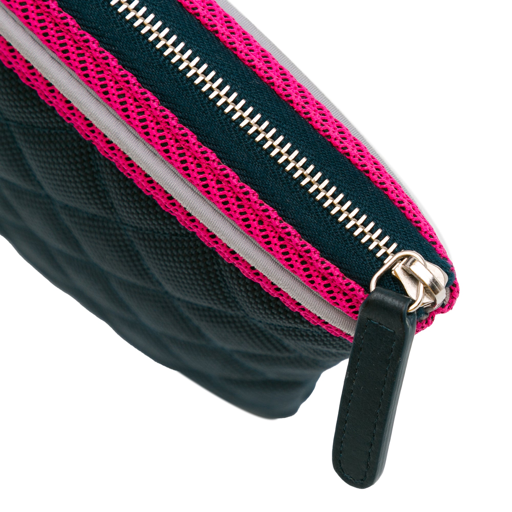 Quilted Nylon Fluo Boy O Case Clutch_8